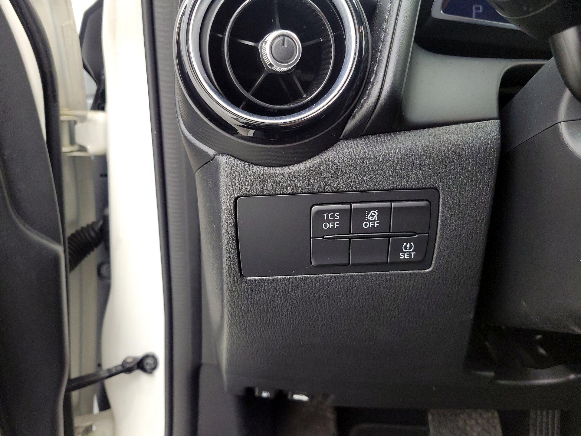 Thumbnail: 2018 Mazda CX-3 - 13