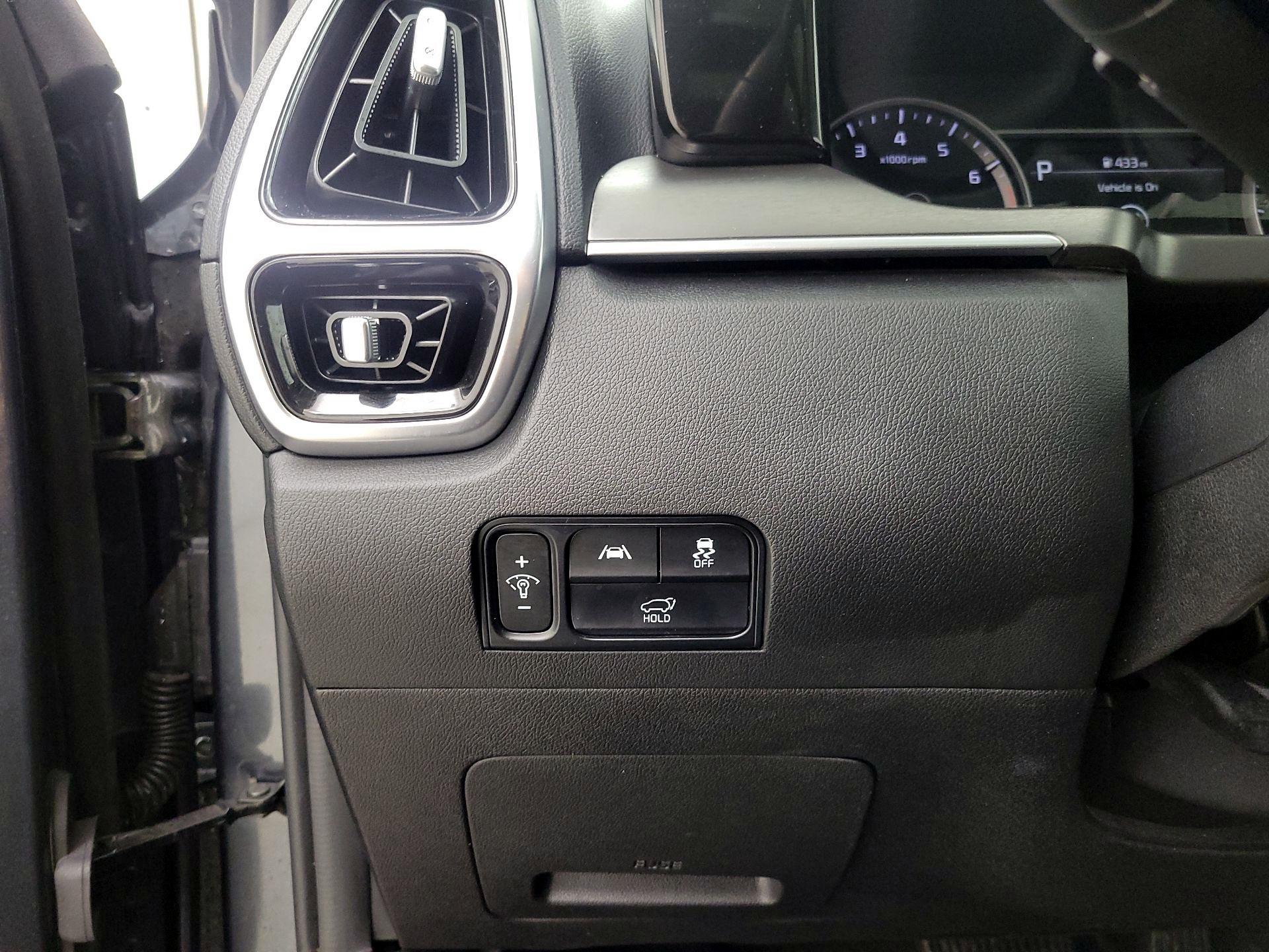 Thumbnail: 2021 Kia Sorento - 13