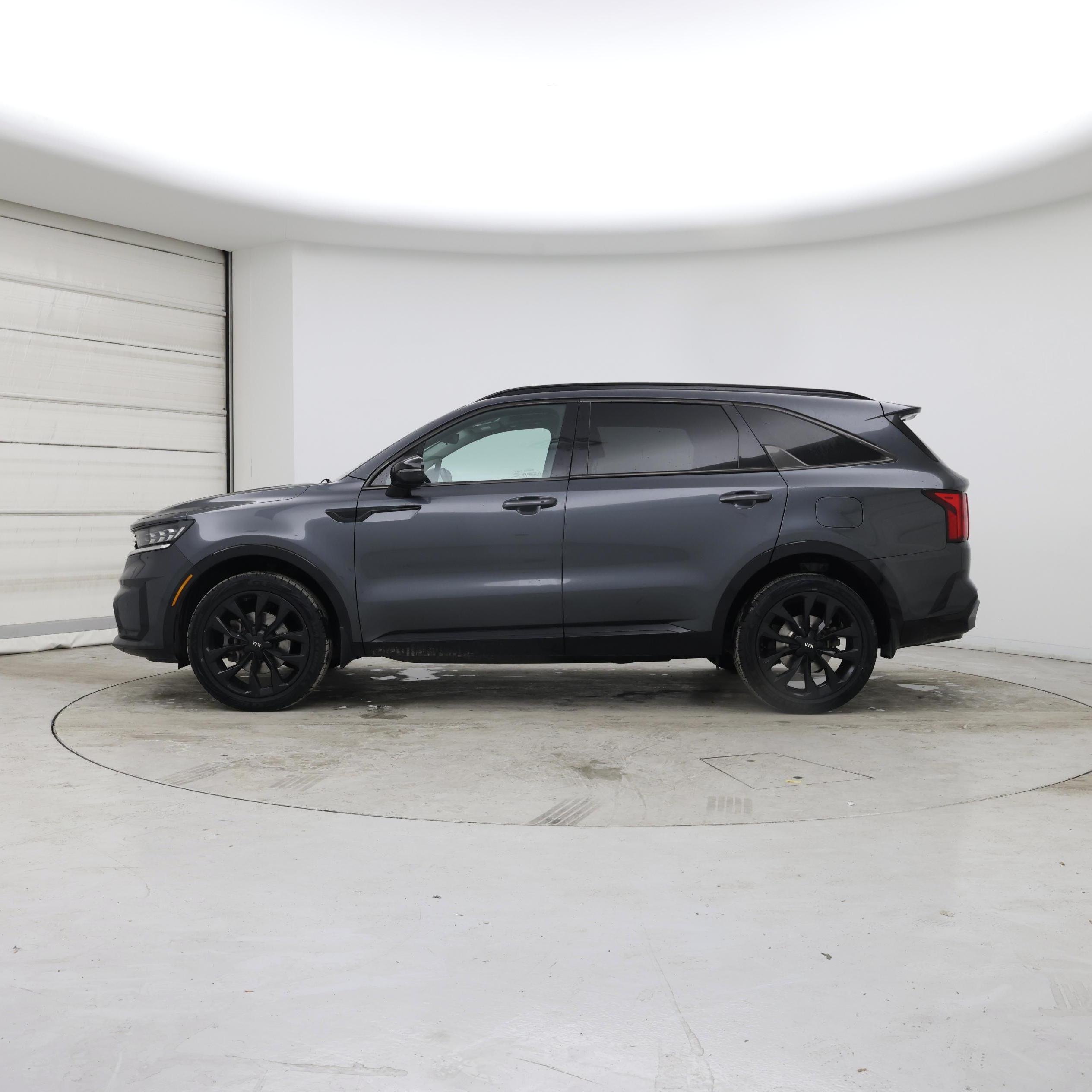 Thumbnail: 2021 Kia Sorento - 3