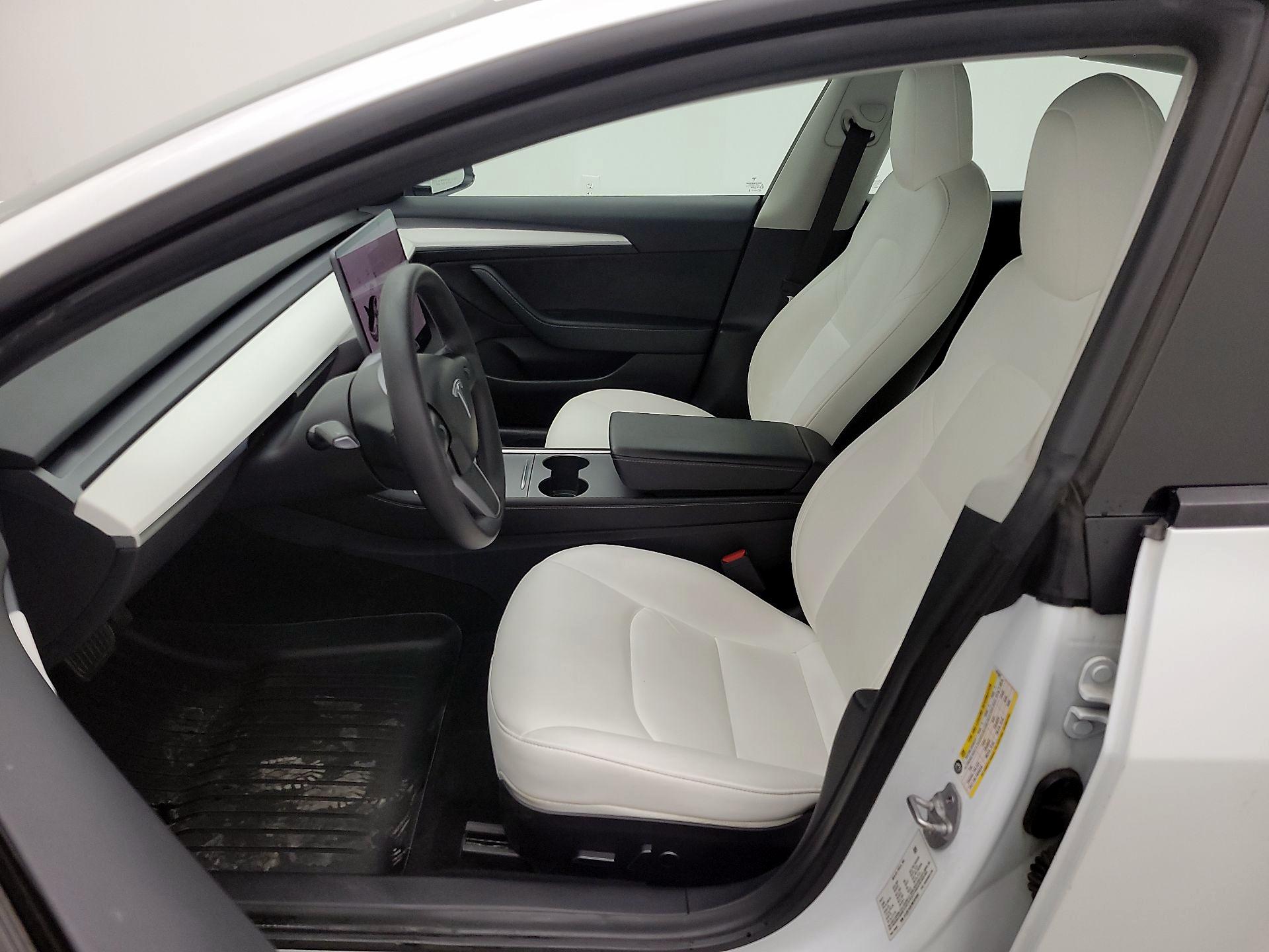 Thumbnail: 2021 Tesla Model 3 - 11