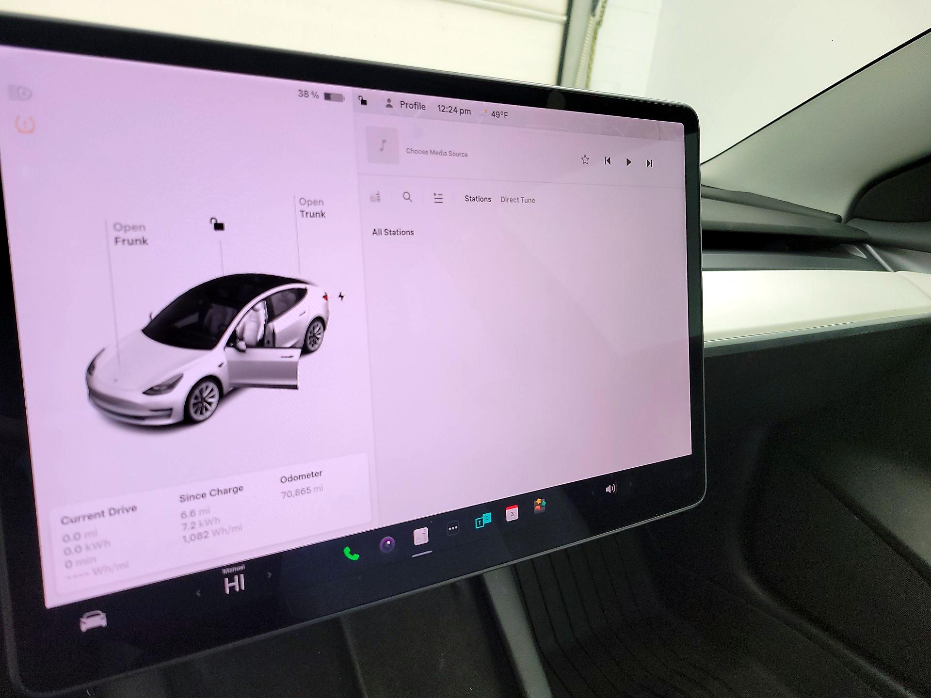 Thumbnail: 2021 Tesla Model 3 - 15
