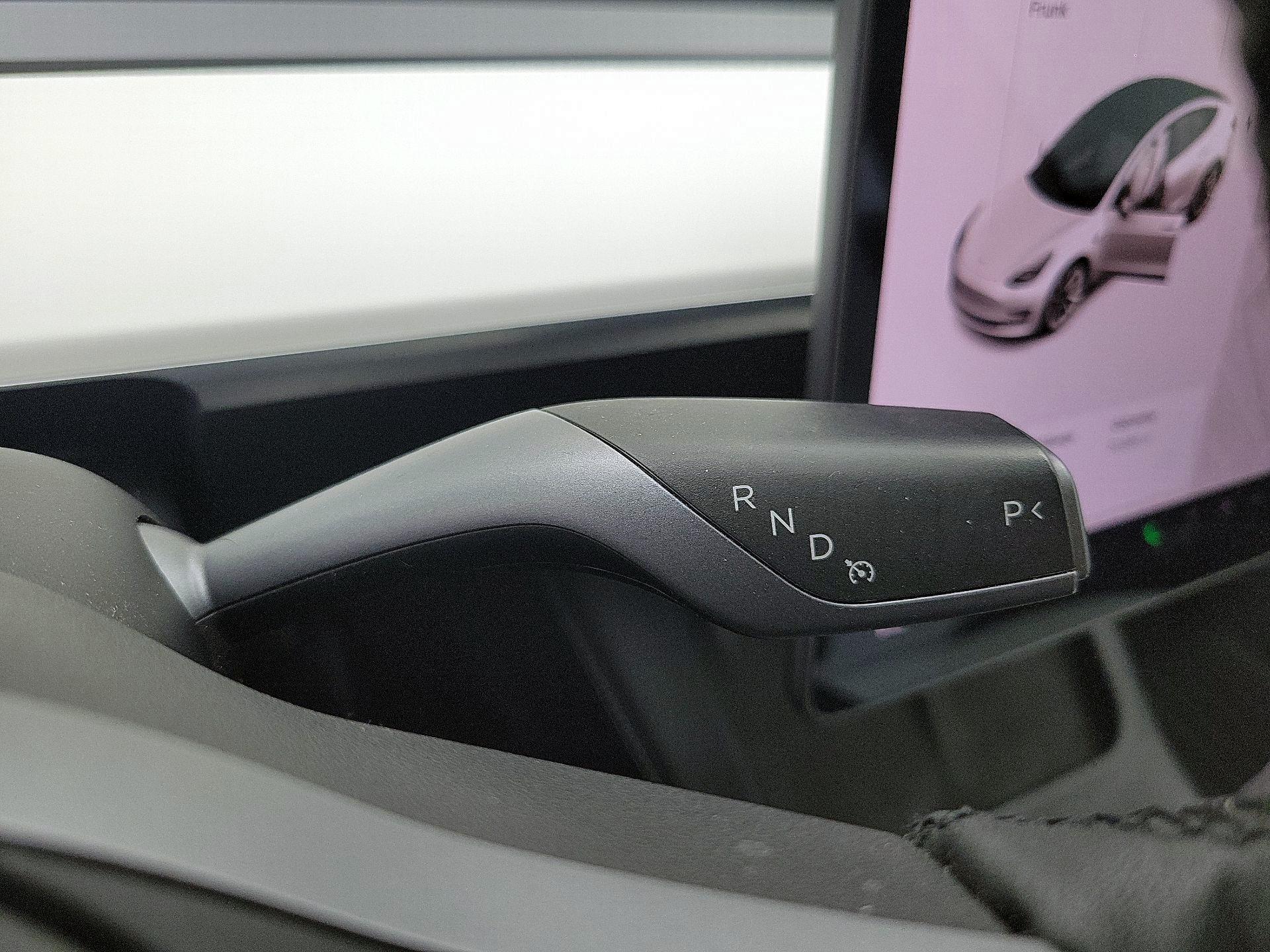 Thumbnail: 2021 Tesla Model 3 - 17