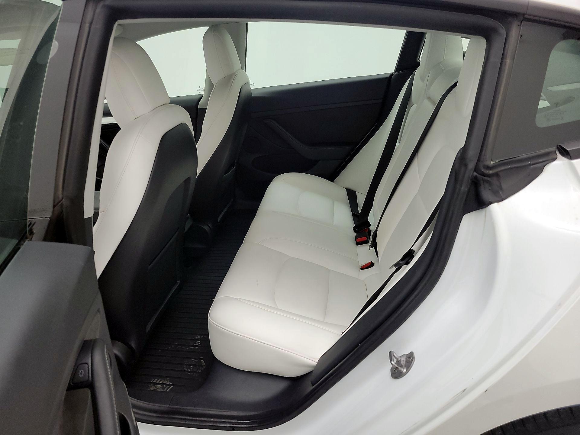 Thumbnail: 2021 Tesla Model 3 - 20