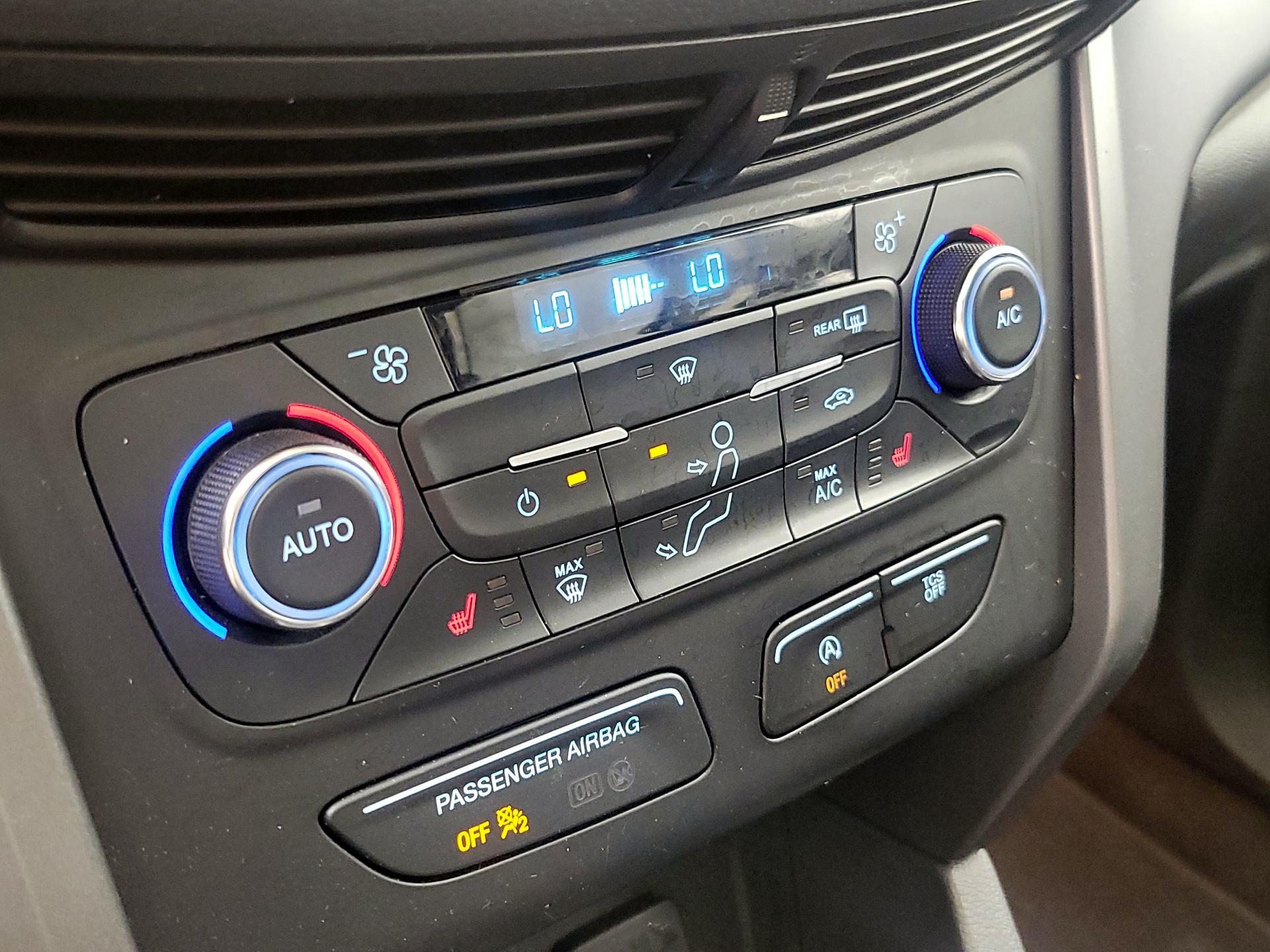 Thumbnail: 2018 Ford Escape - 17