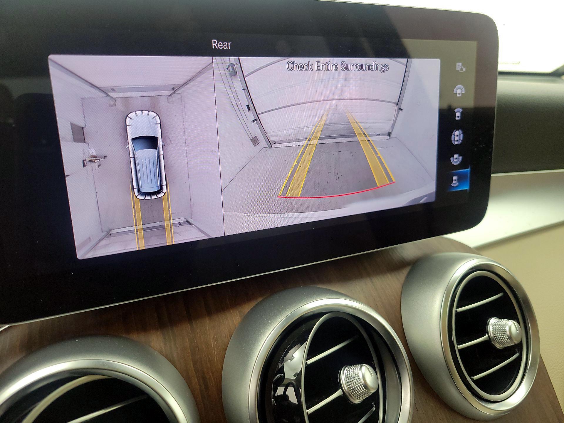 Thumbnail: 2022 Mercedes-Benz GLC - 15