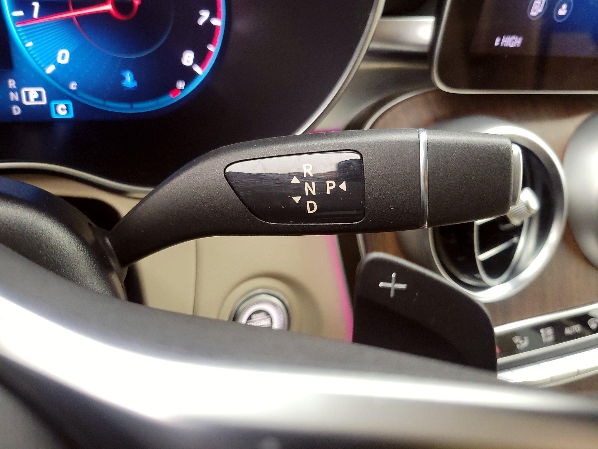 Thumbnail: 2022 Mercedes-Benz GLC - 18