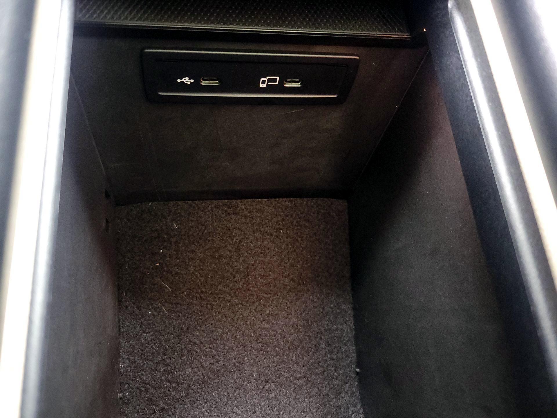 Thumbnail: 2022 Mercedes-Benz GLC - 19