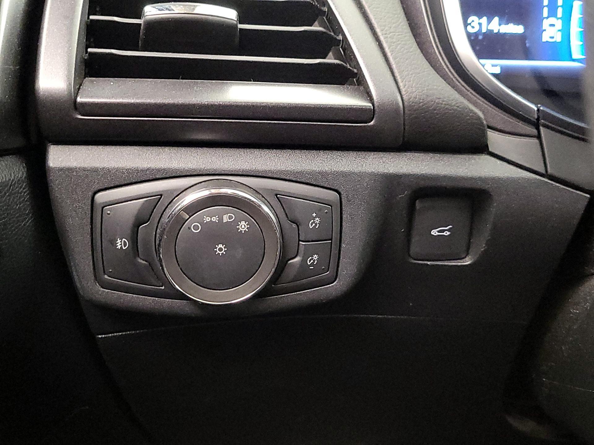 Thumbnail: 2020 Ford Fusion - 13