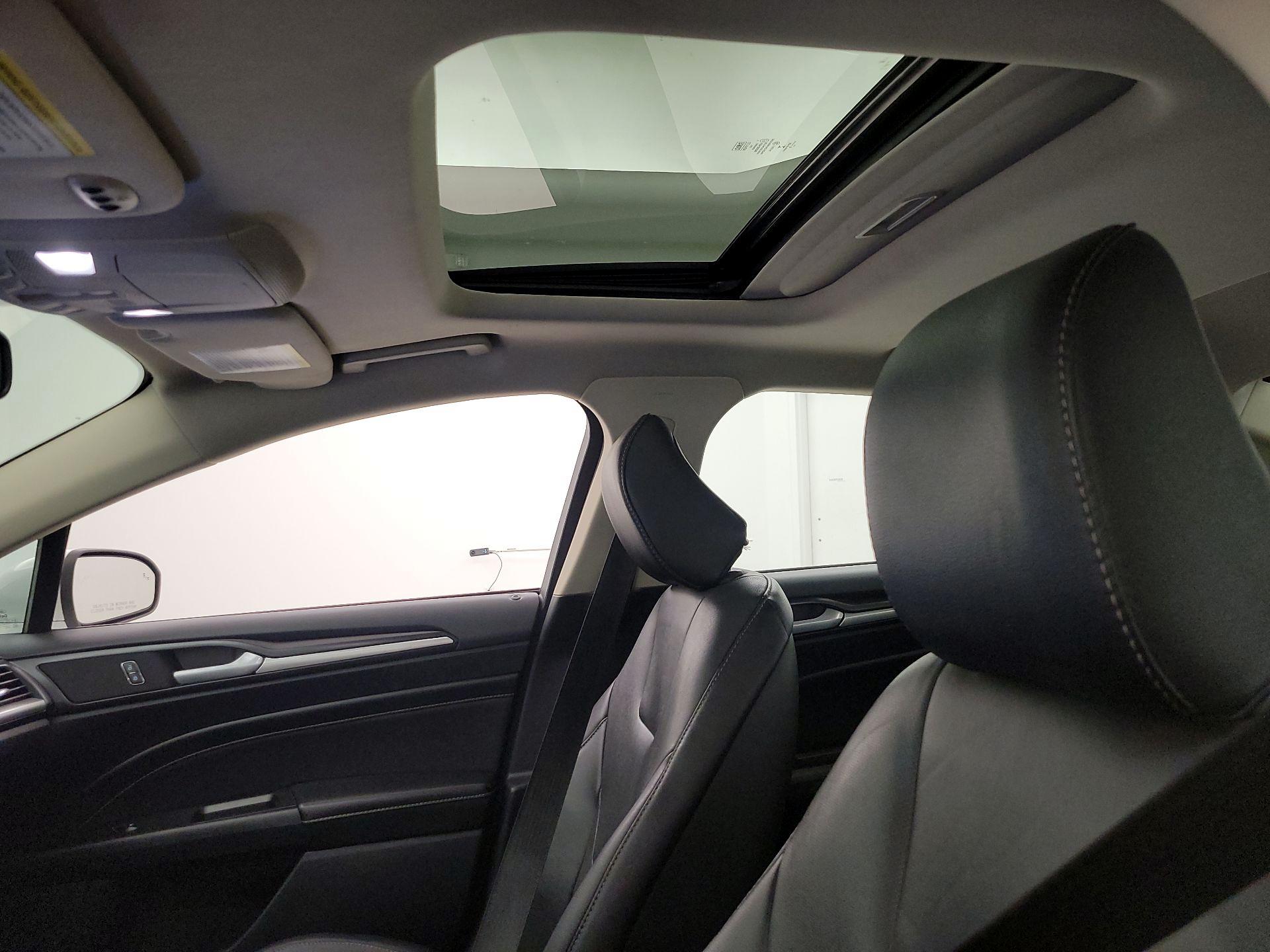 Thumbnail: 2020 Ford Fusion - 19