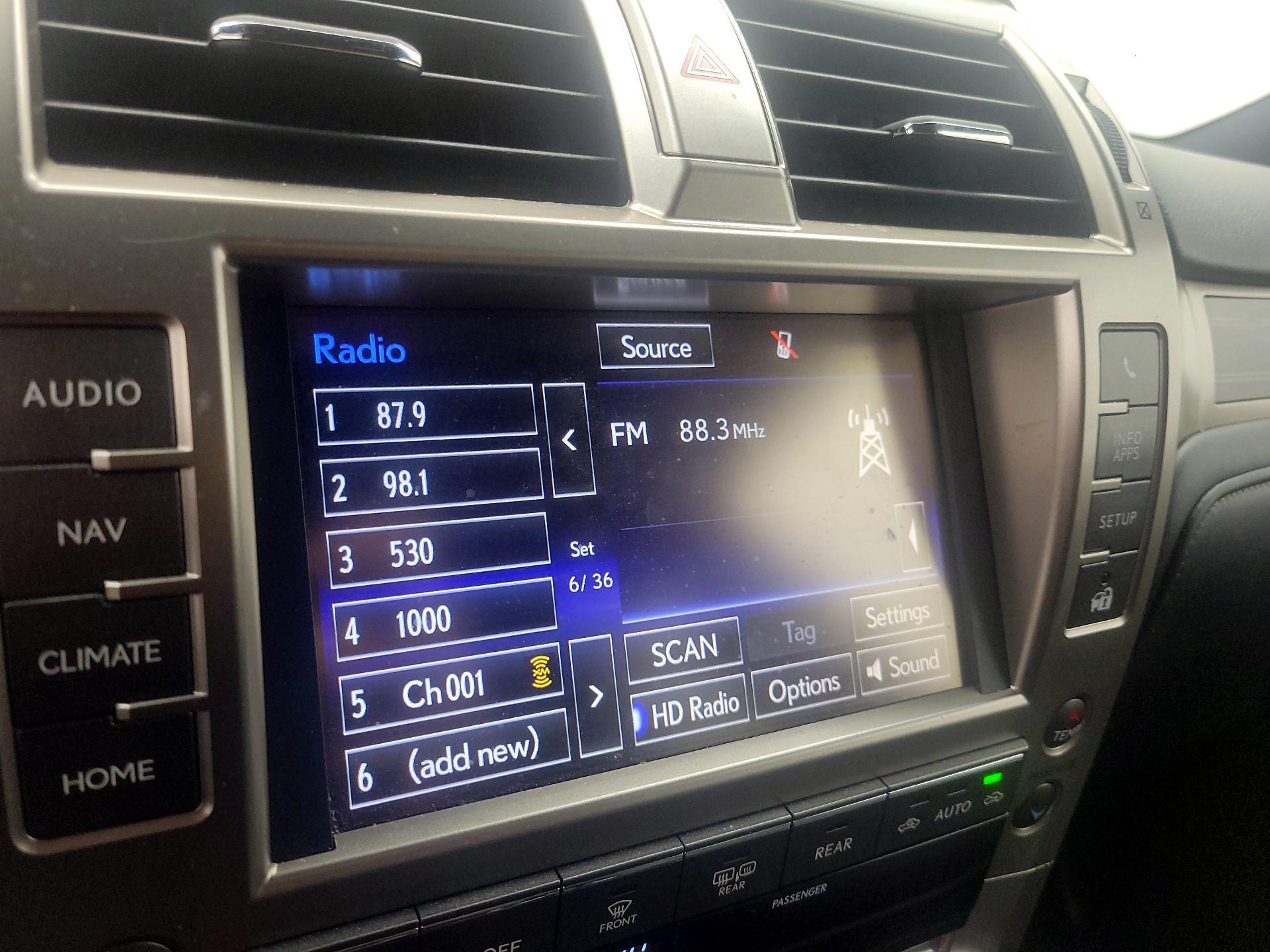 Thumbnail: 2021 Lexus GX - 16