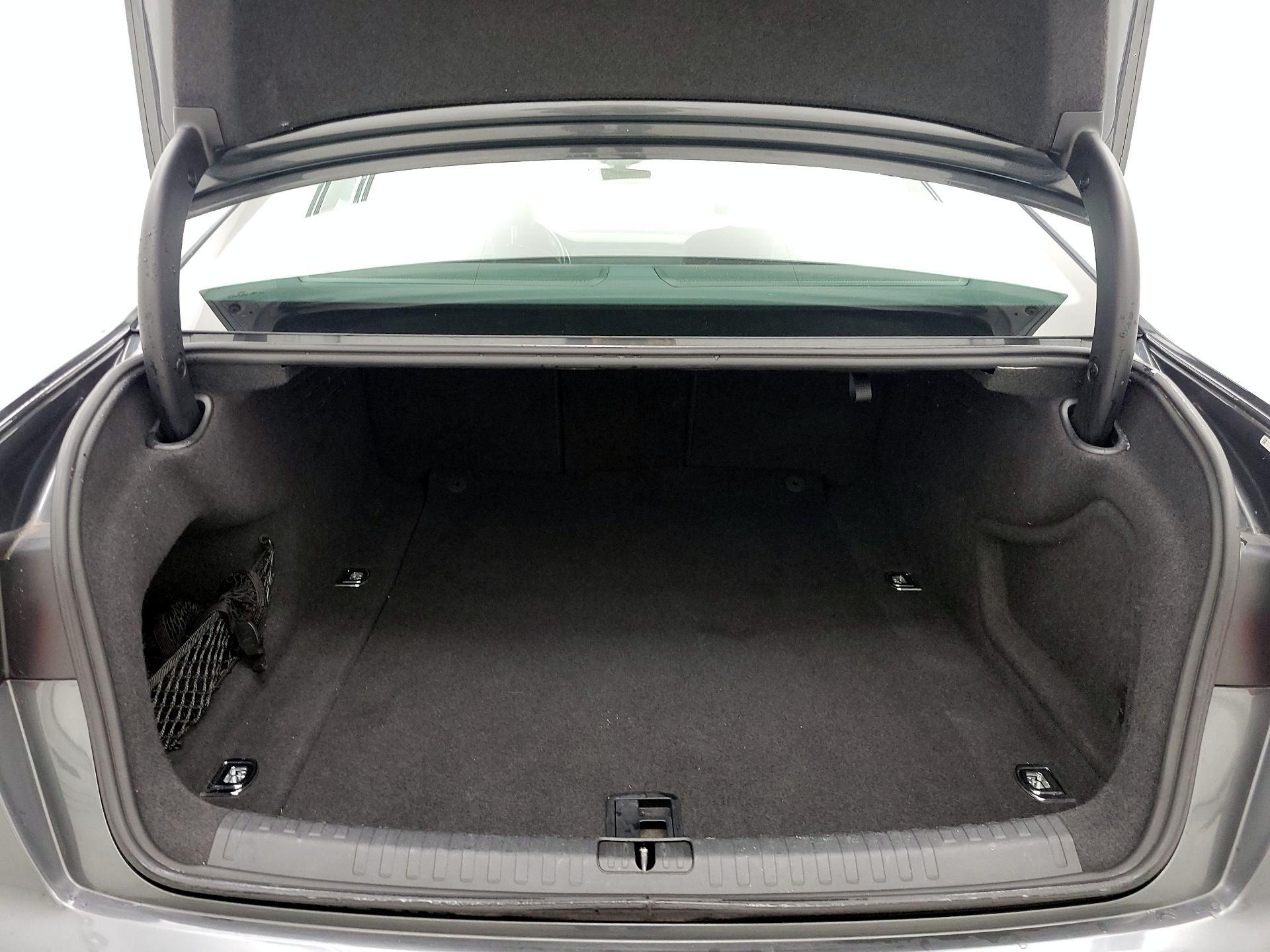 Thumbnail: 2019 Audi A6 - 20