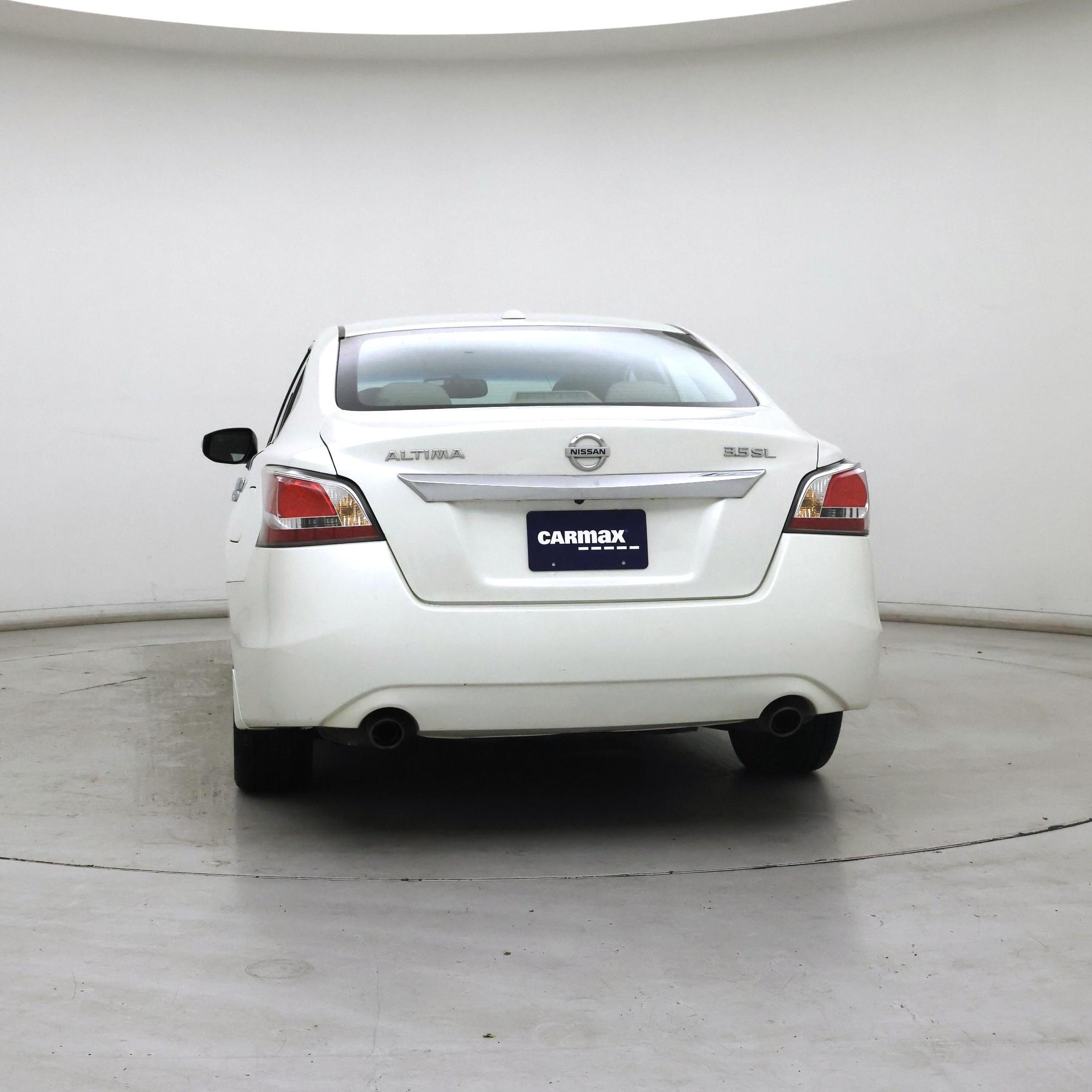 Thumbnail: 2015 Nissan Altima - 6