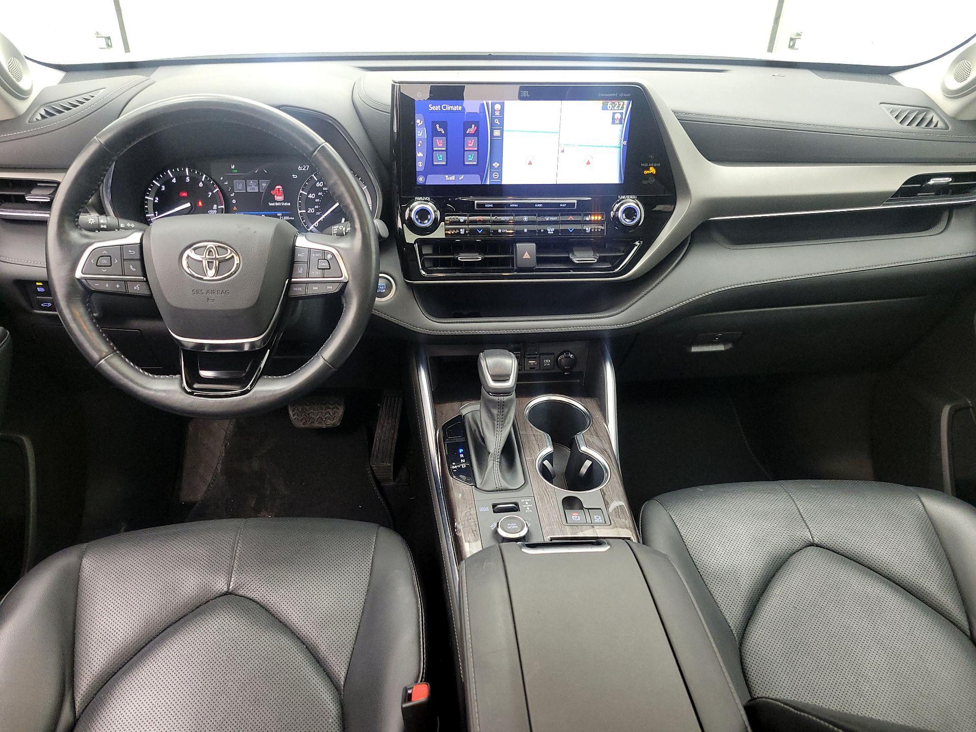 Thumbnail: 2021 Toyota Highlander - 9