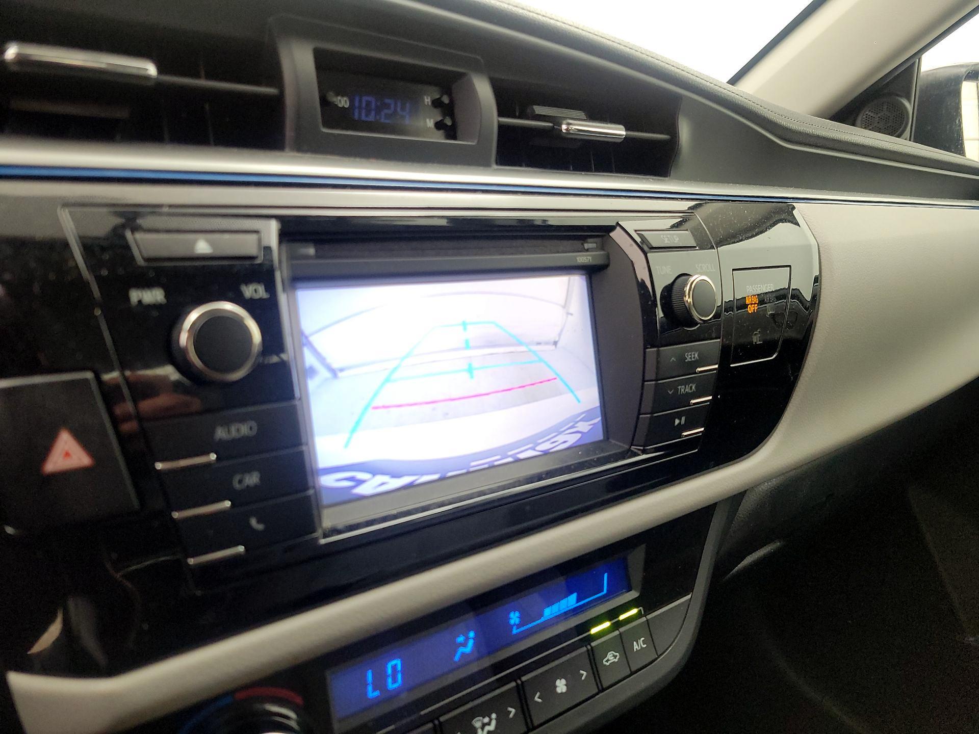 Thumbnail: 2016 Toyota Corolla - 13