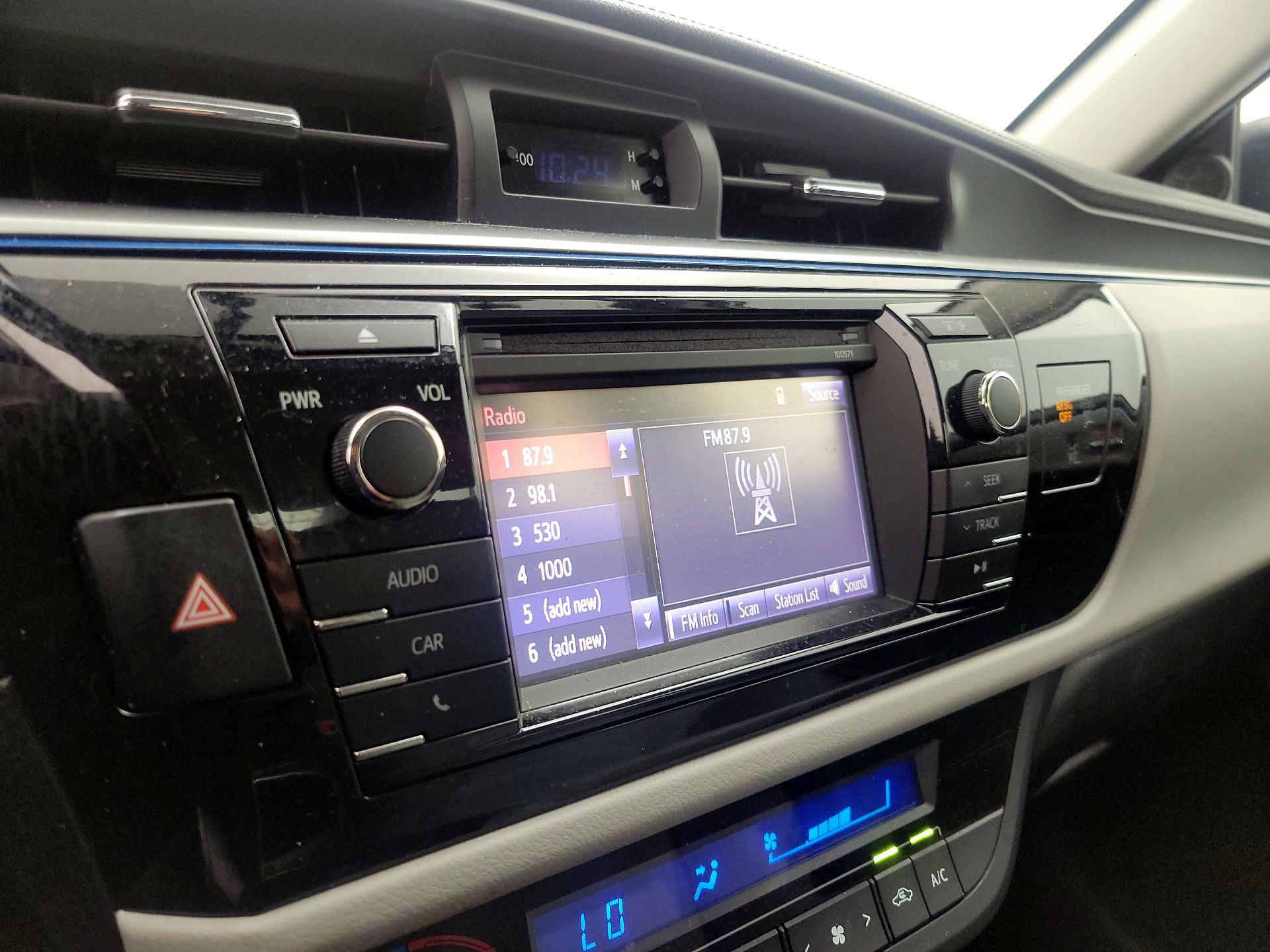 Thumbnail: 2016 Toyota Corolla - 14