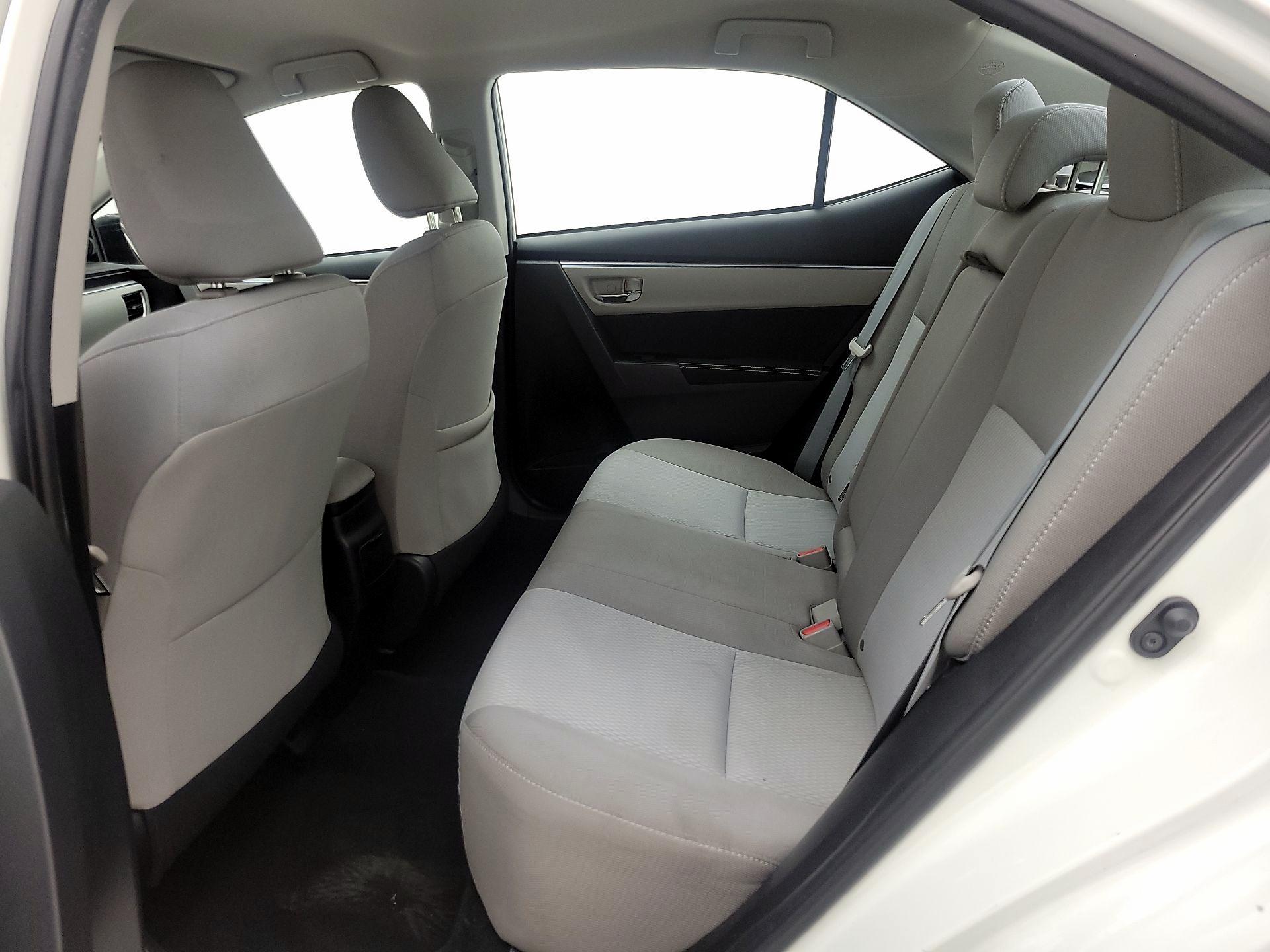 Thumbnail: 2016 Toyota Corolla - 17