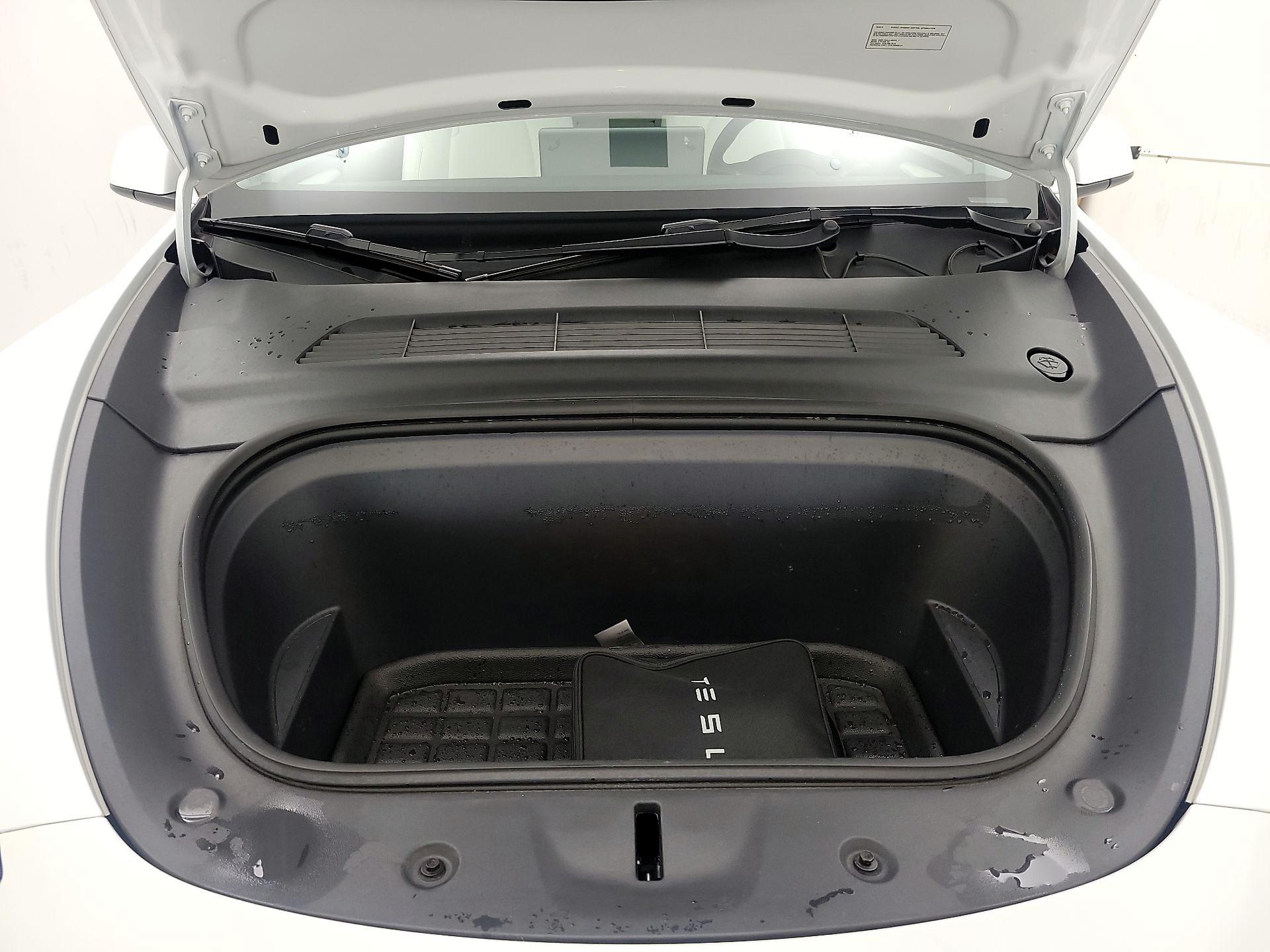 Thumbnail: 2022 Tesla Model Y - 20