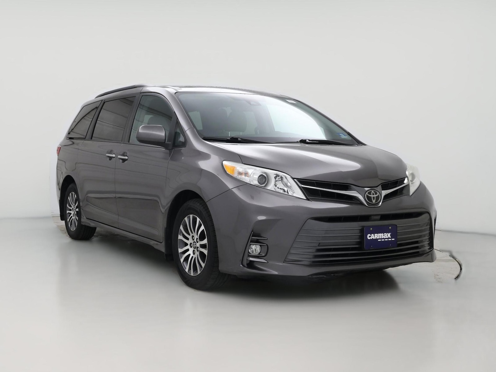 2018 Toyota Sienna XLE
