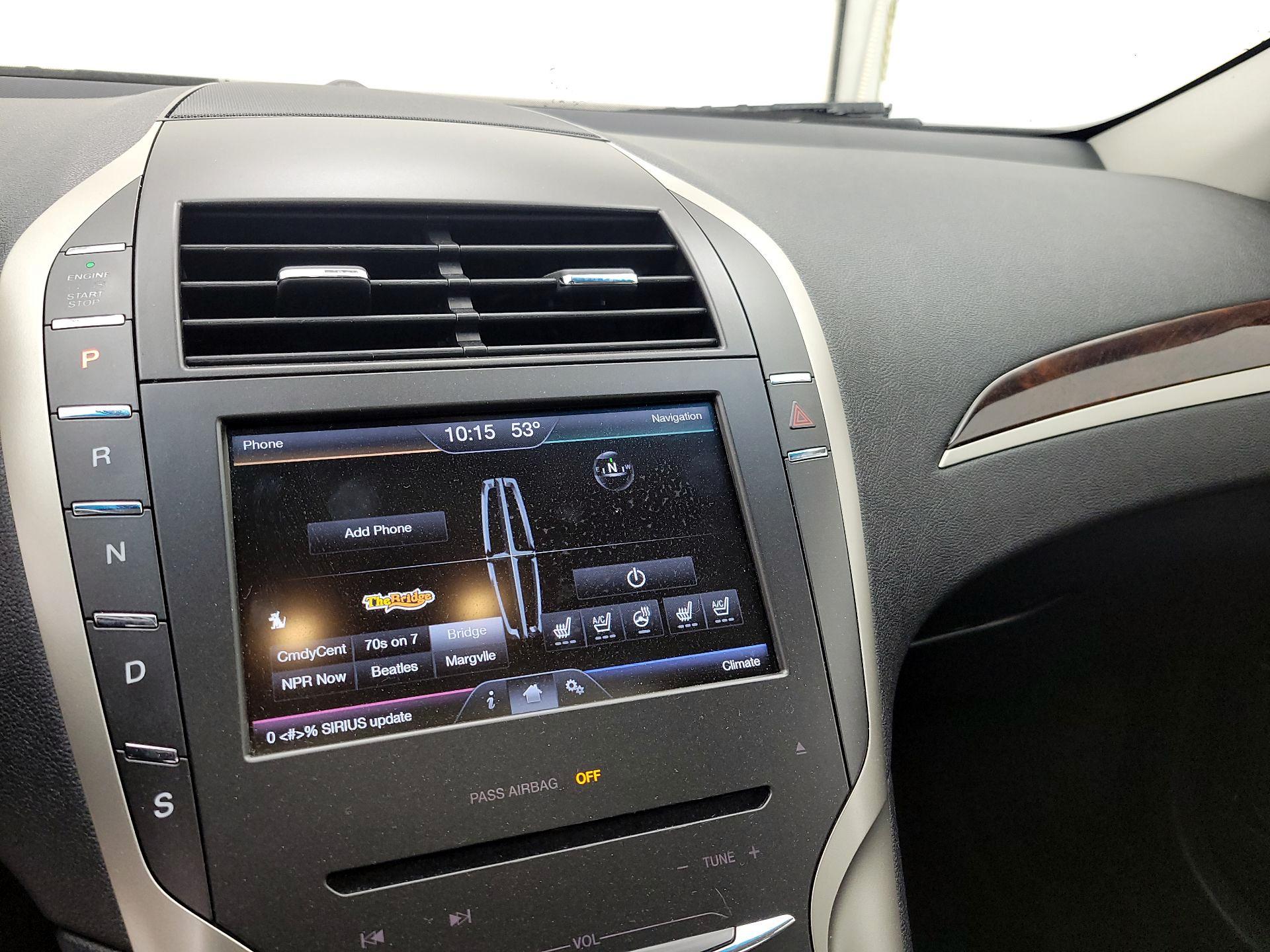 Thumbnail: 2016 Lincoln MKZ - 15