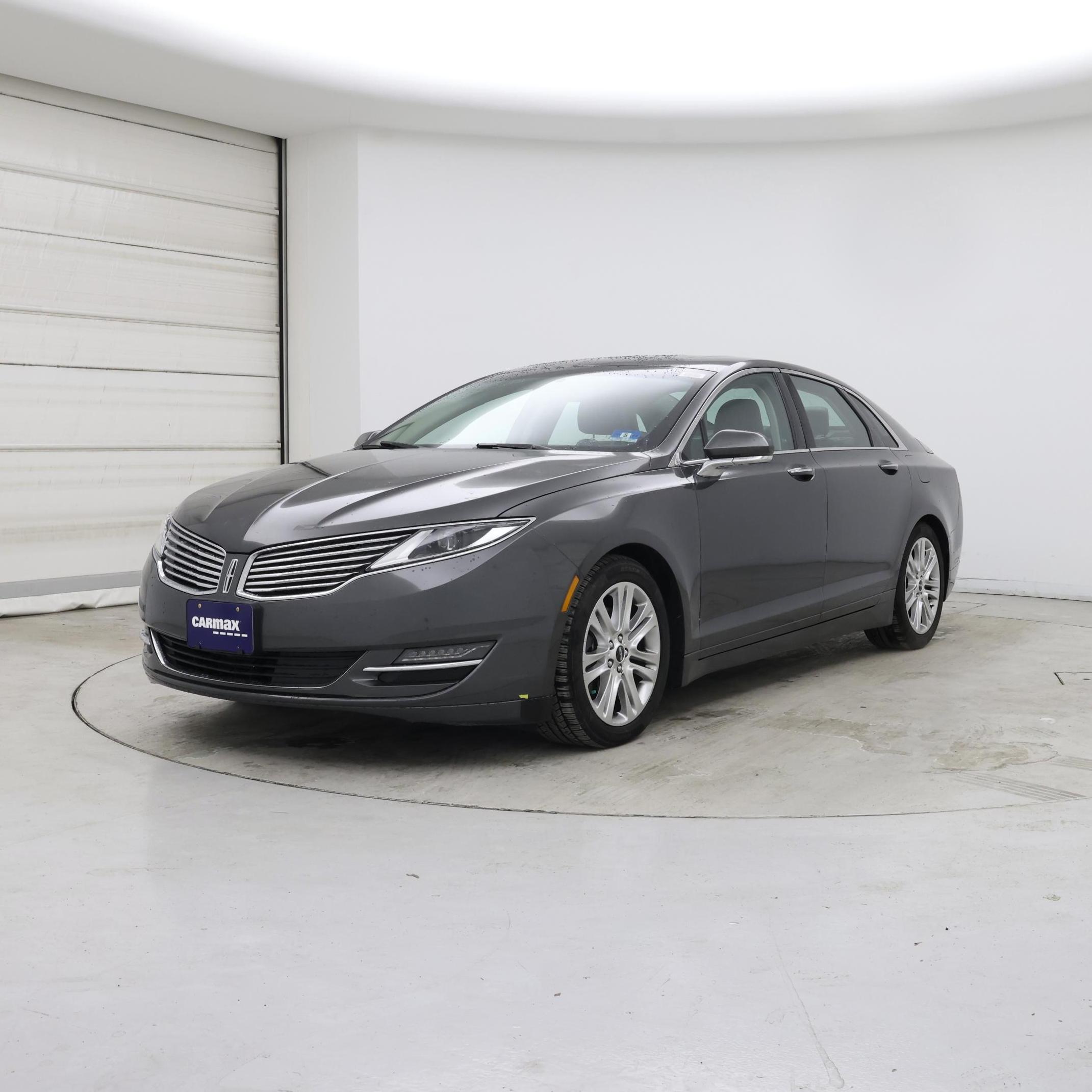 Thumbnail: 2016 Lincoln MKZ - 4