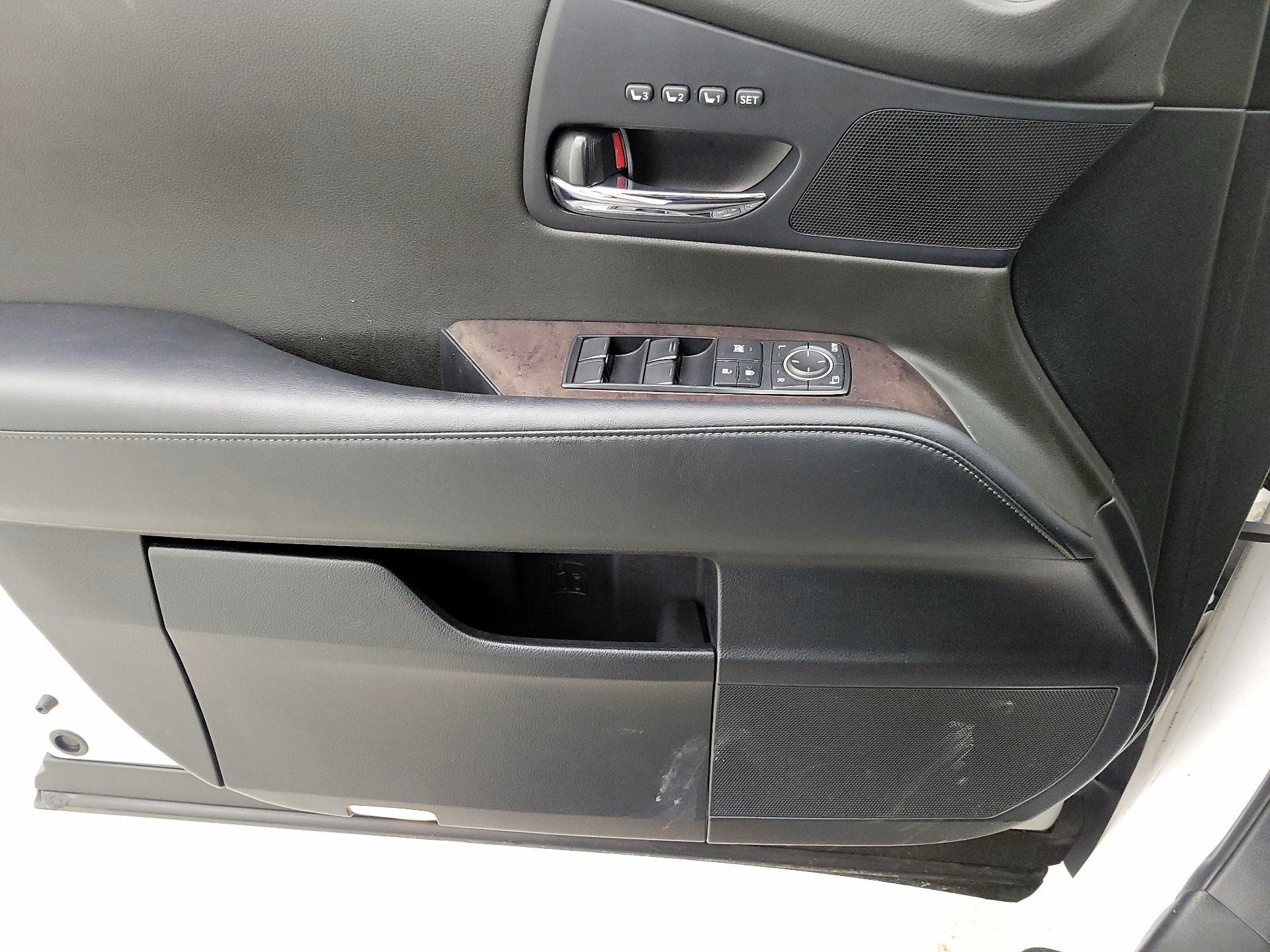 Thumbnail: 2015 Lexus RX - 12