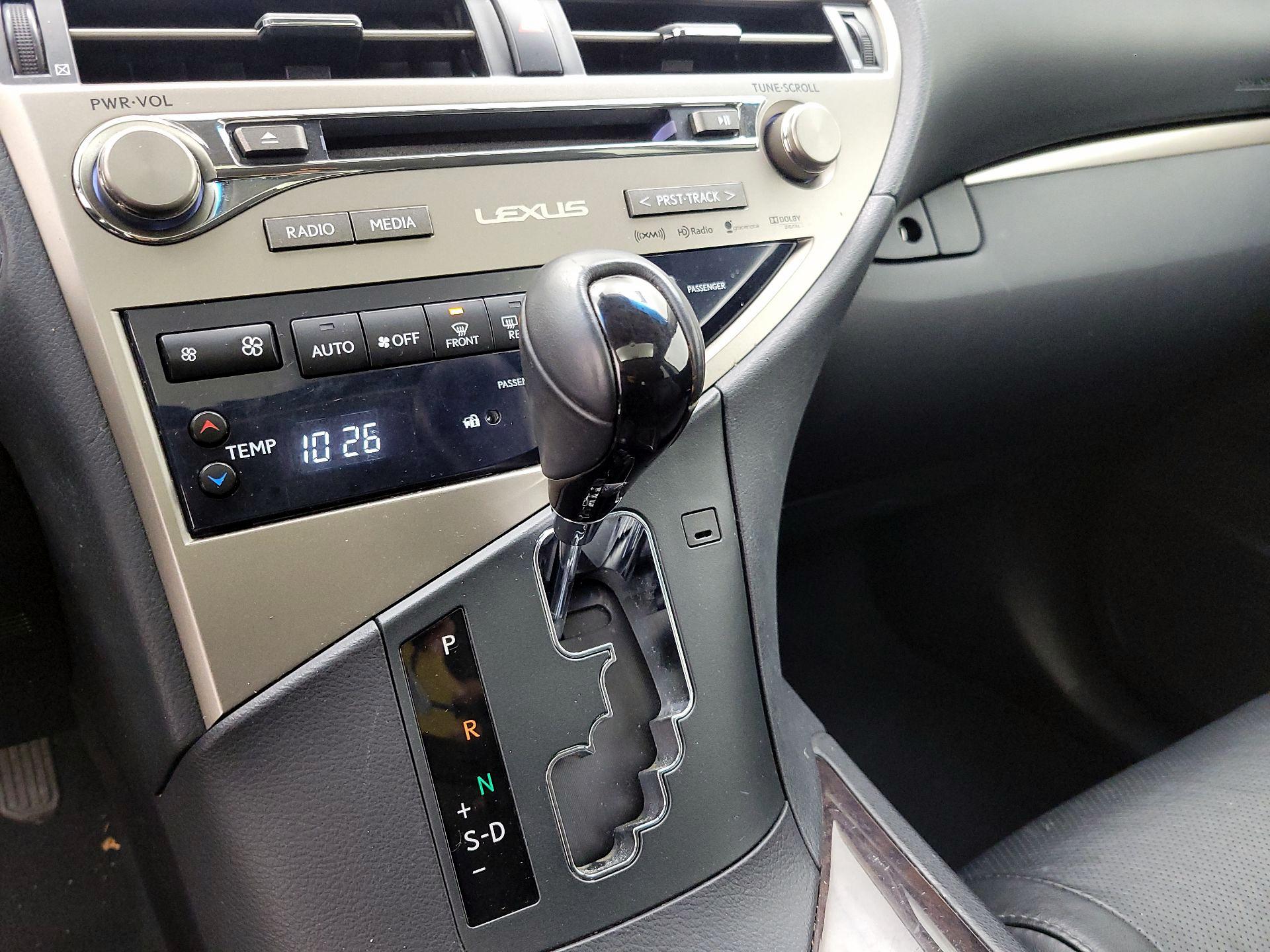 Thumbnail: 2015 Lexus RX - 18