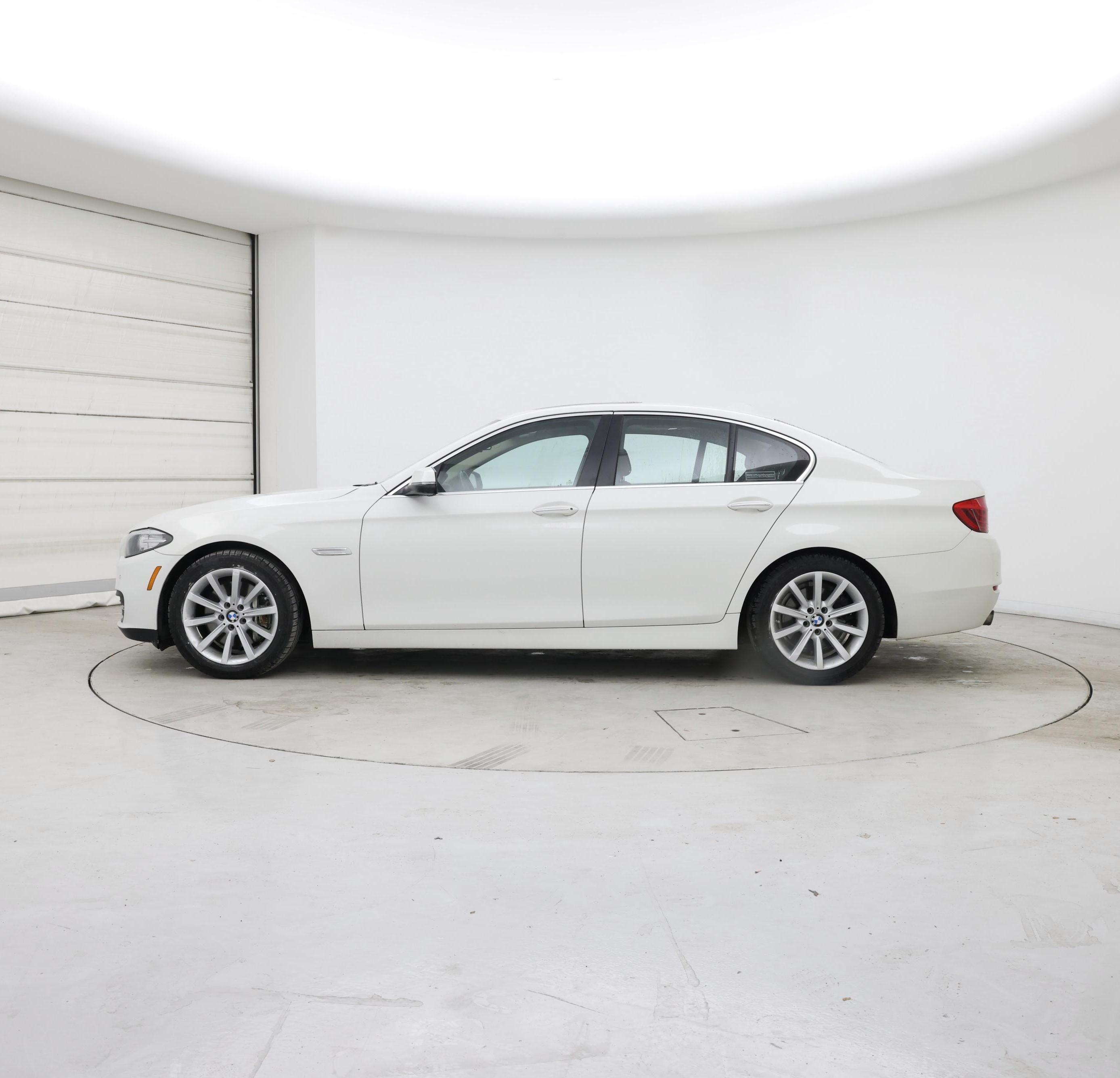 Thumbnail: 2014 BMW 5 Series - 3