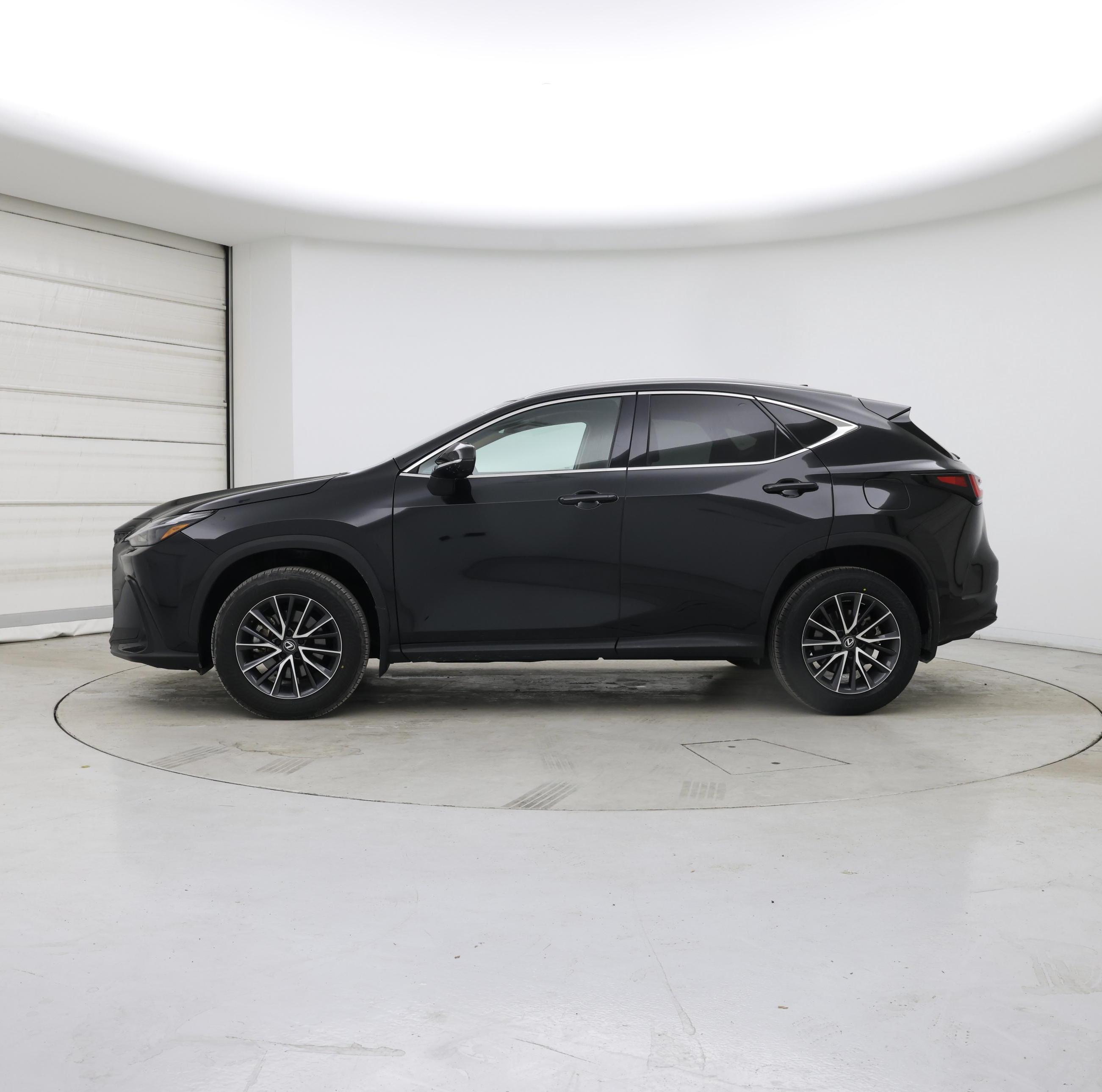 Thumbnail: 2024 Lexus NX - 3