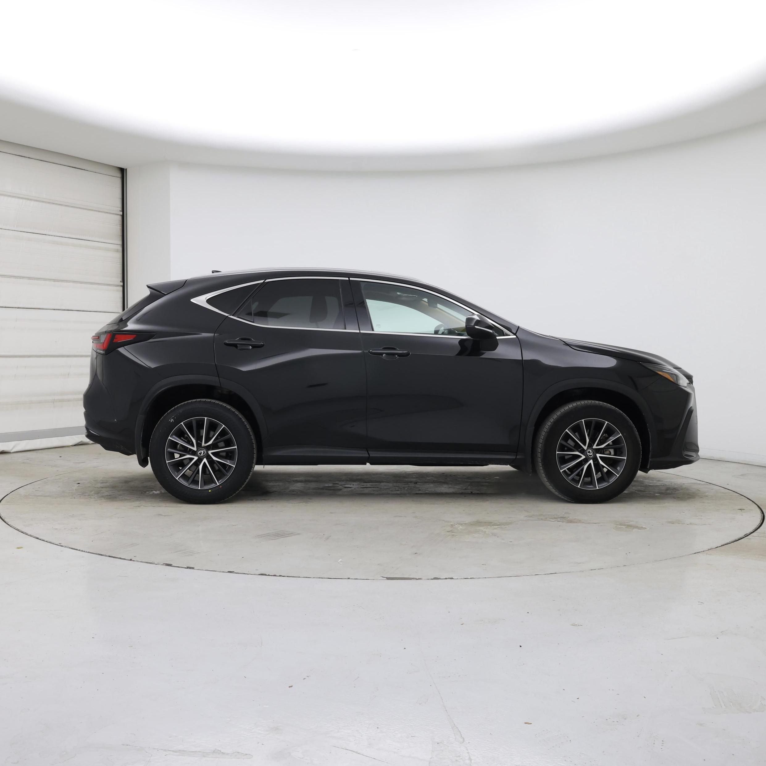 Thumbnail: 2024 Lexus NX - 7