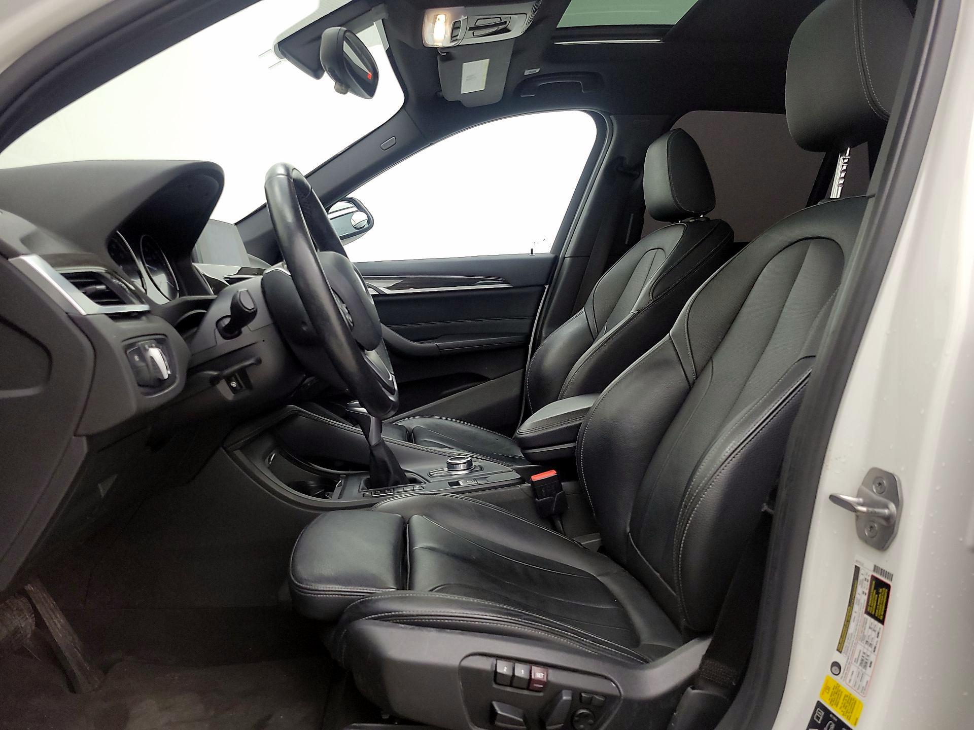 Thumbnail: 2018 BMW X1 - 11