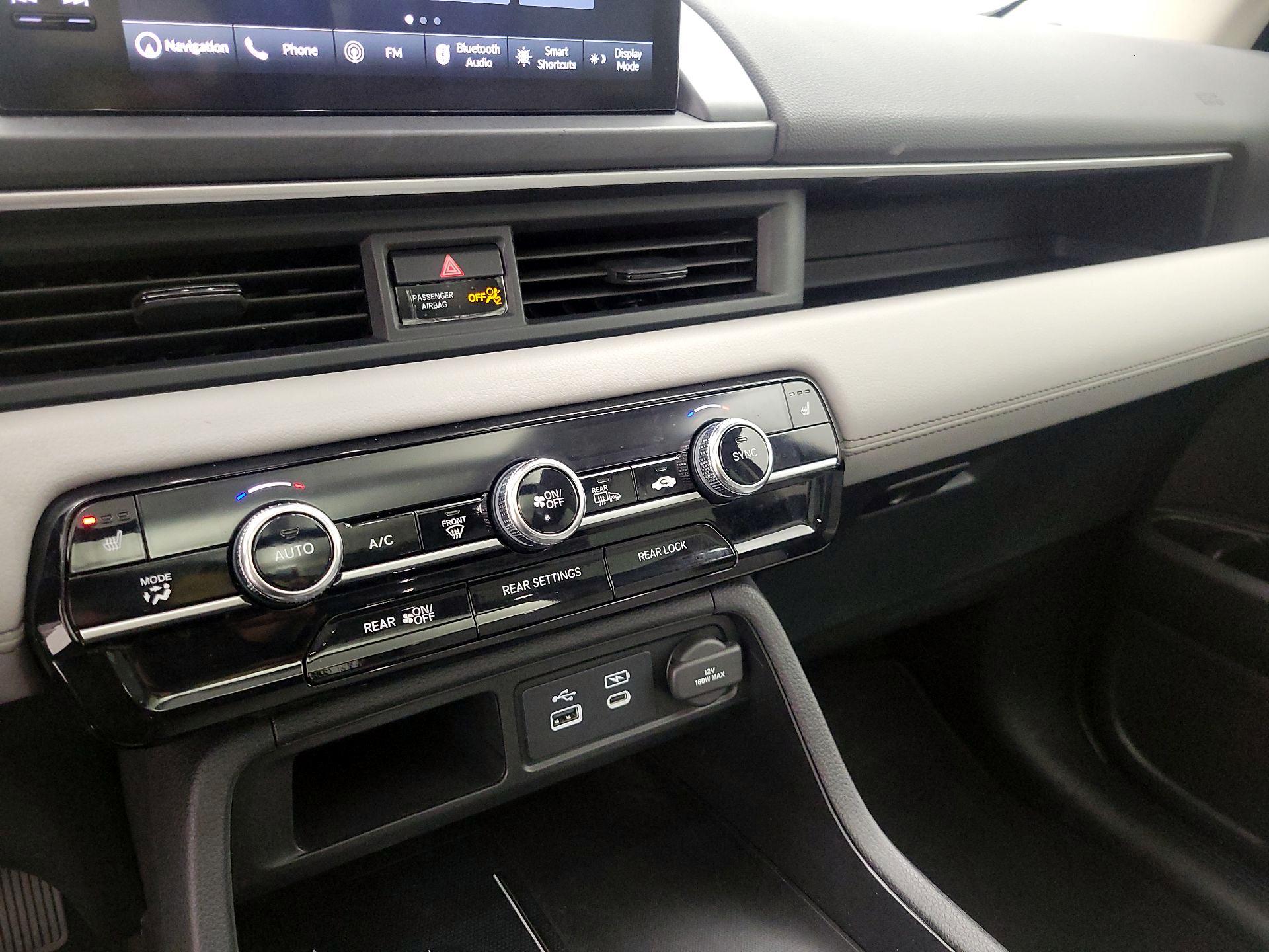 Thumbnail: 2023 Honda Pilot - 16