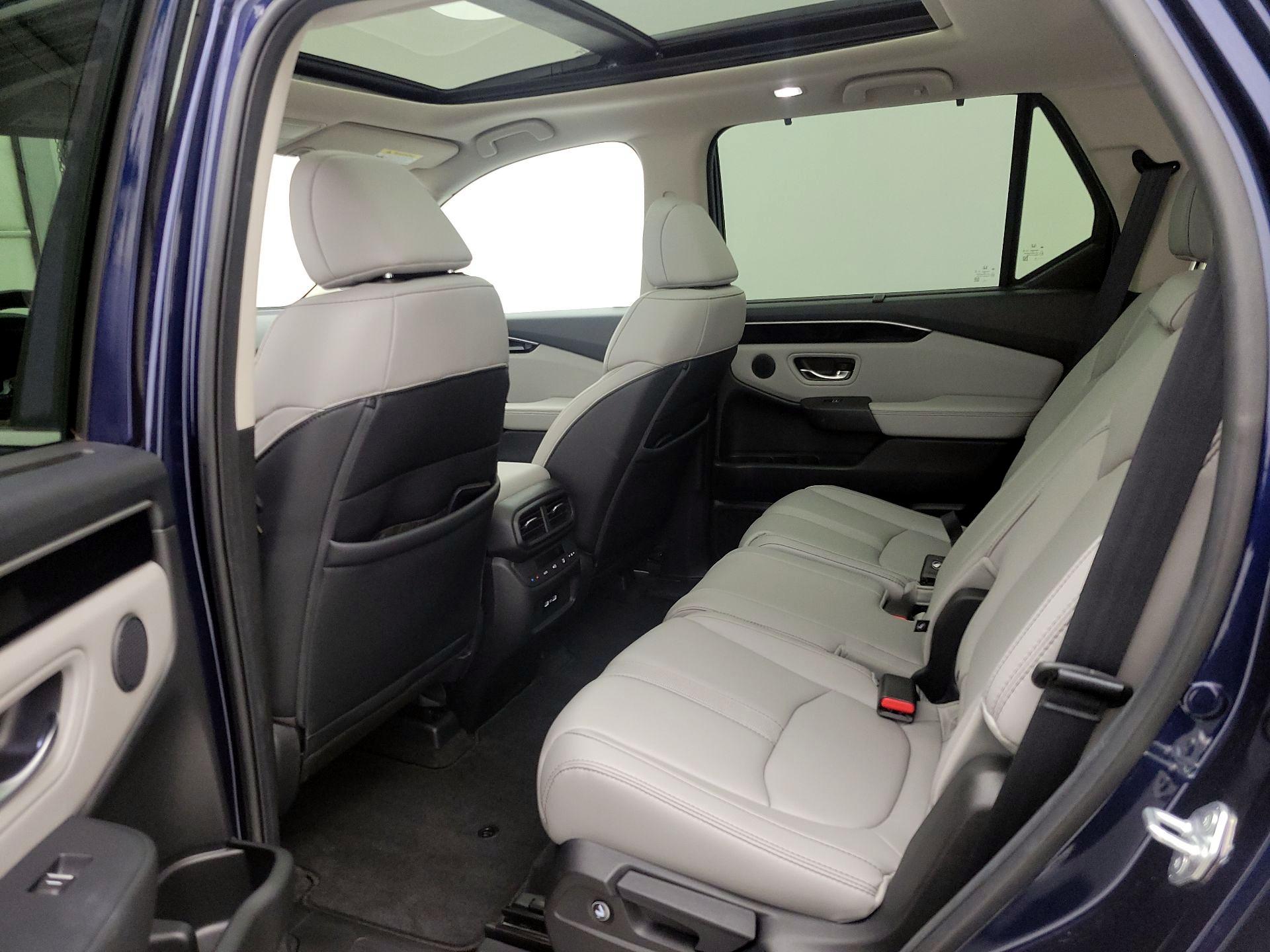 Thumbnail: 2023 Honda Pilot - 20