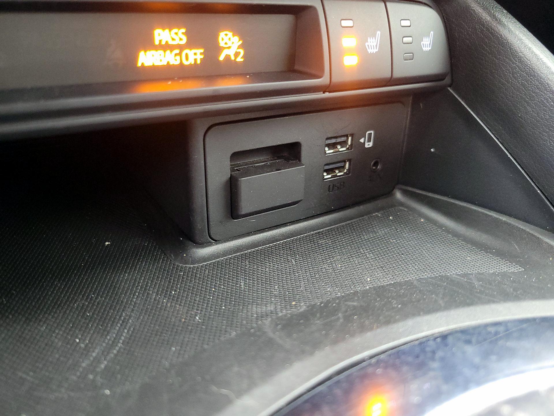 Thumbnail: 2020 Mazda MX-5 Miata - 18