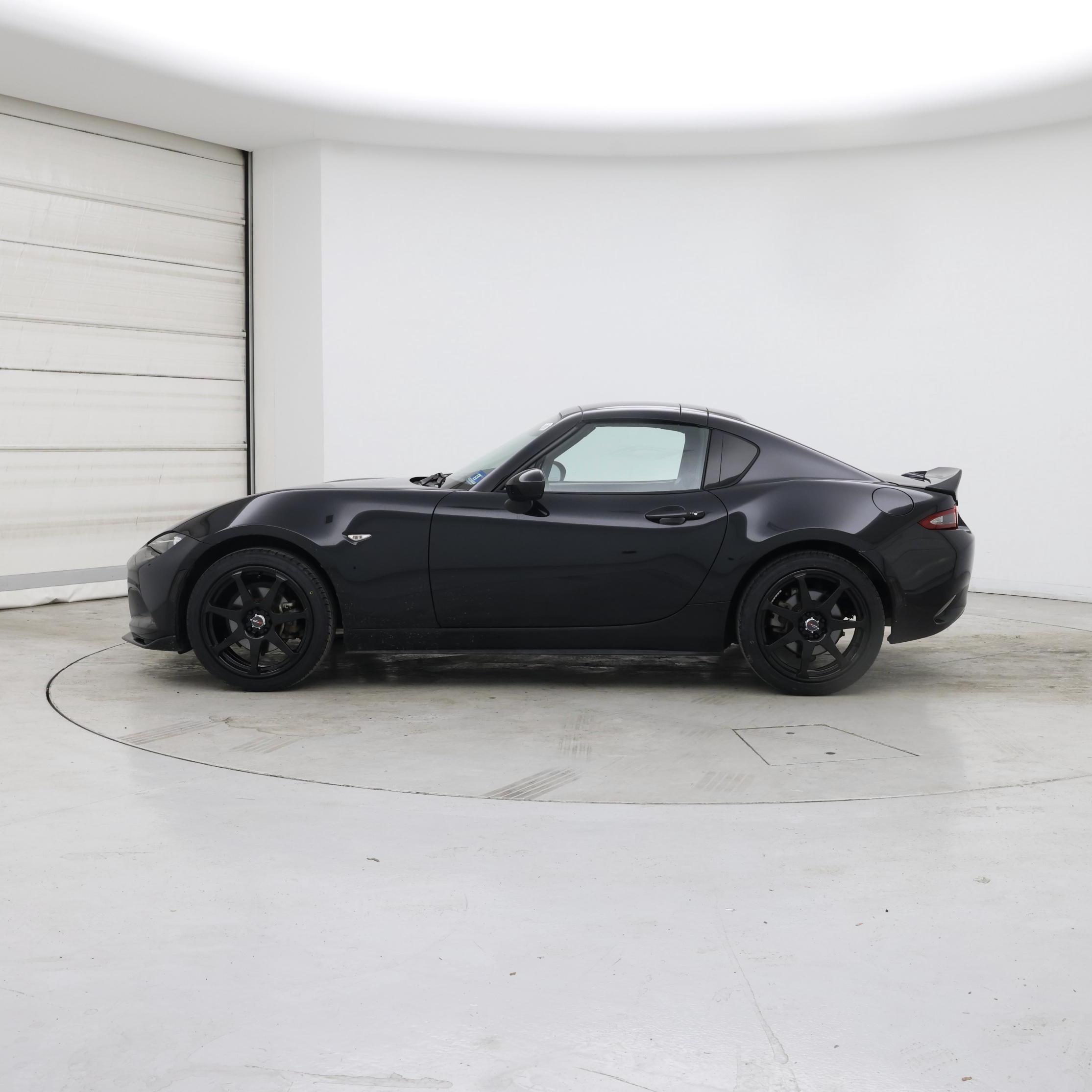 Thumbnail: 2020 Mazda MX-5 Miata - 3