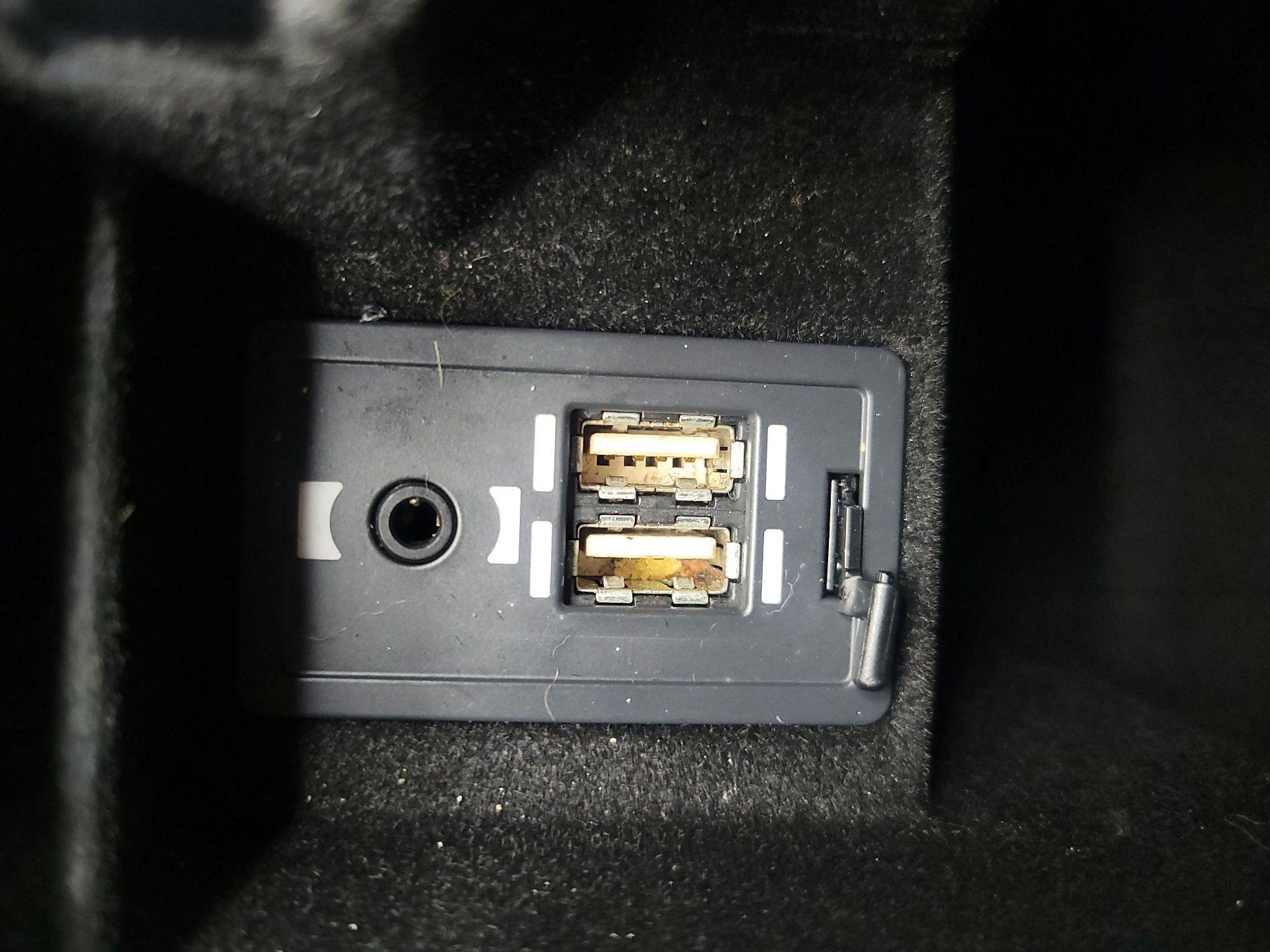 Thumbnail: 2020 Lexus IS - 19