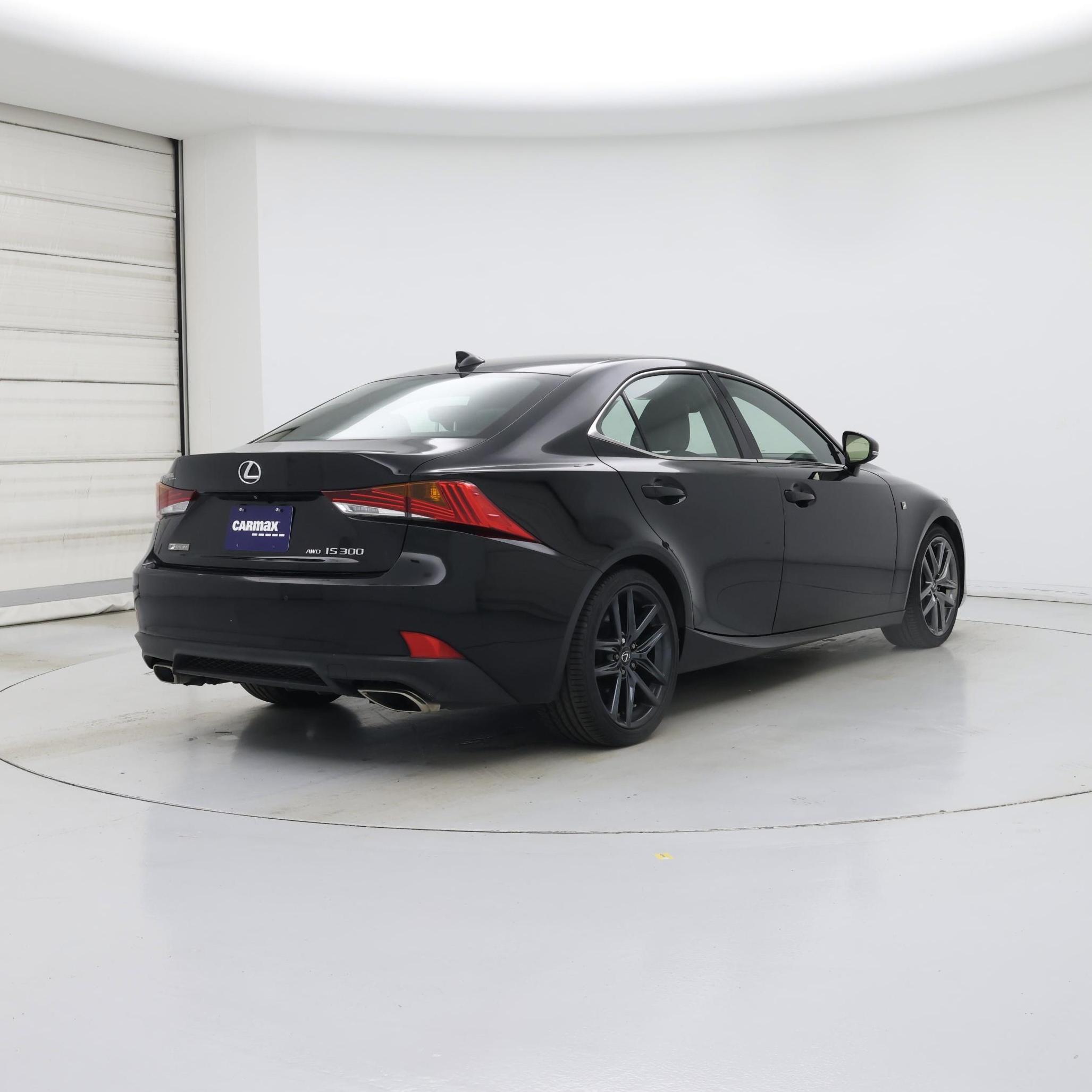 Thumbnail: 2020 Lexus IS - 8