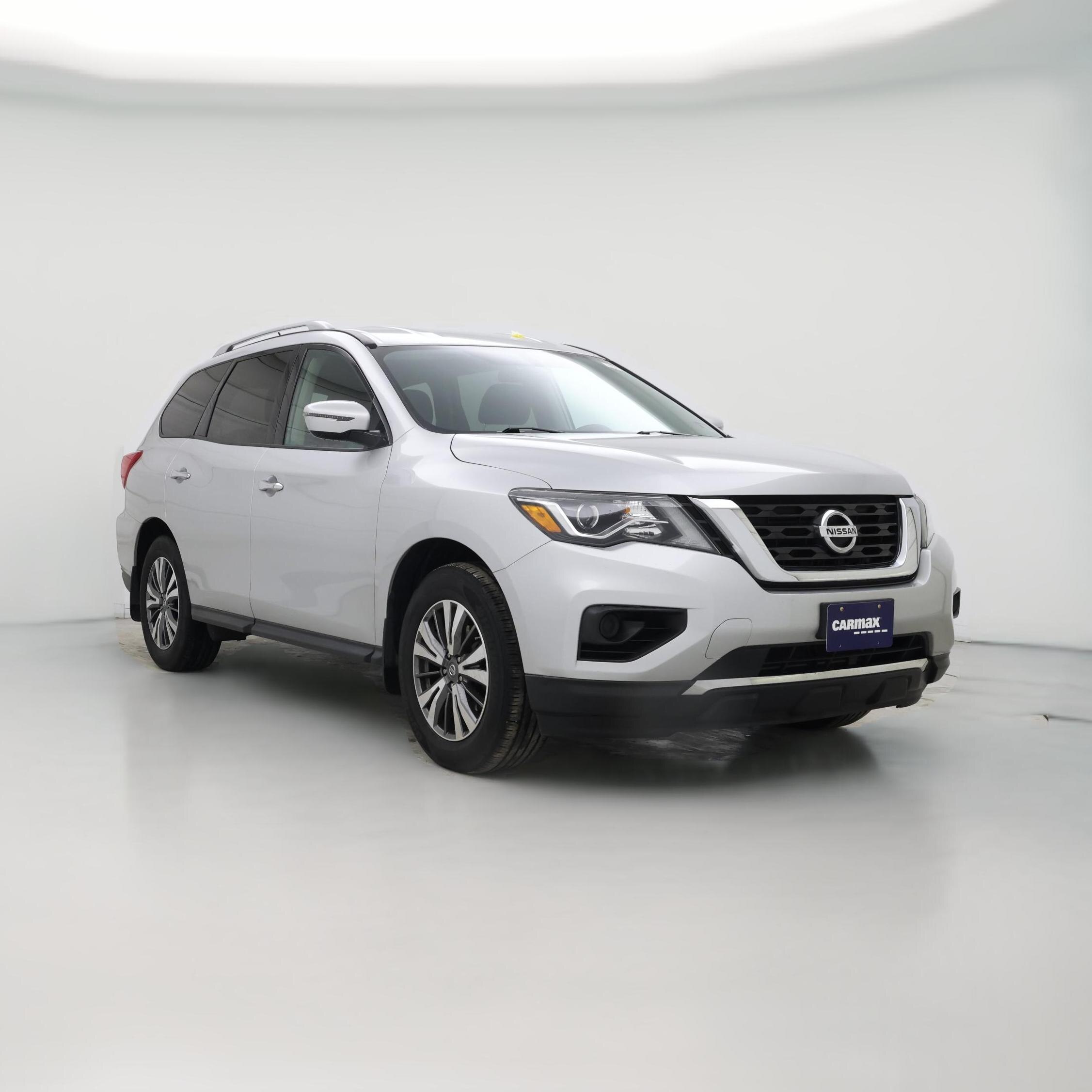 Thumbnail: 2017 Nissan Pathfinder - 1