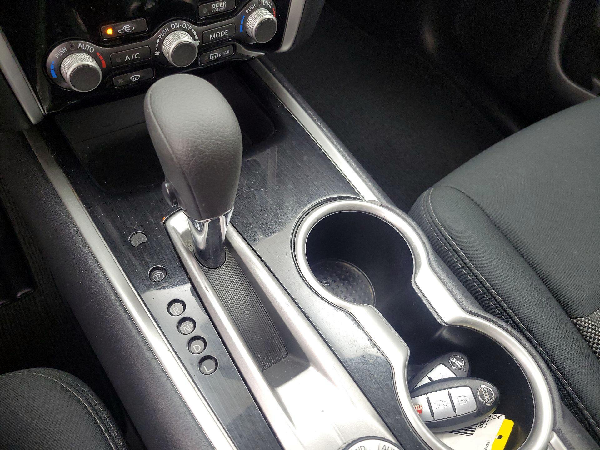 Thumbnail: 2017 Nissan Pathfinder - 17