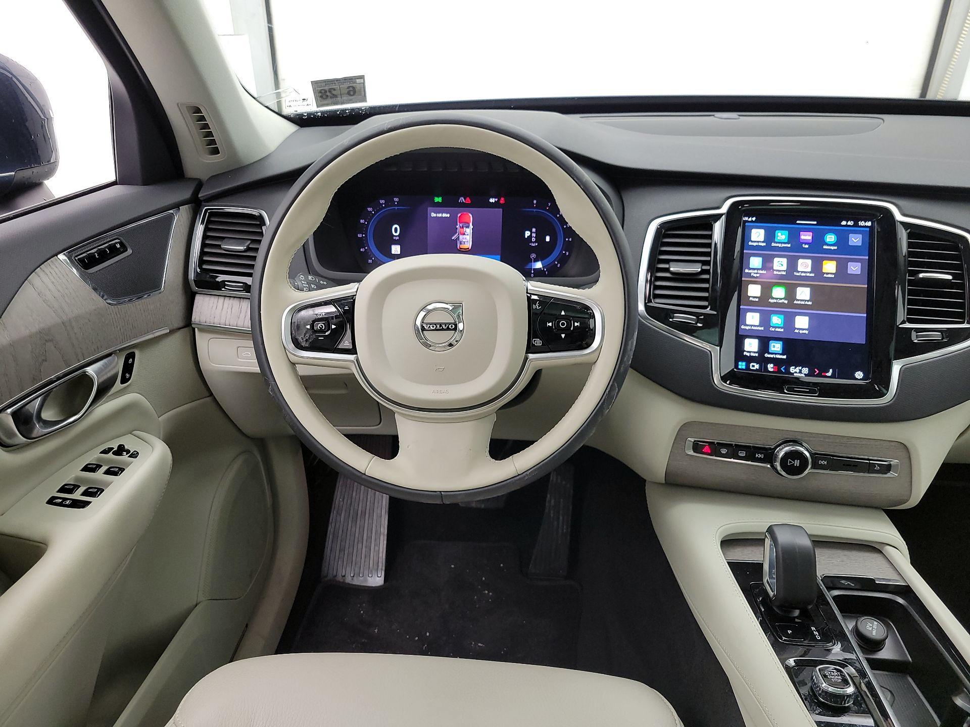 Thumbnail: 2023 Volvo XC90 - 10