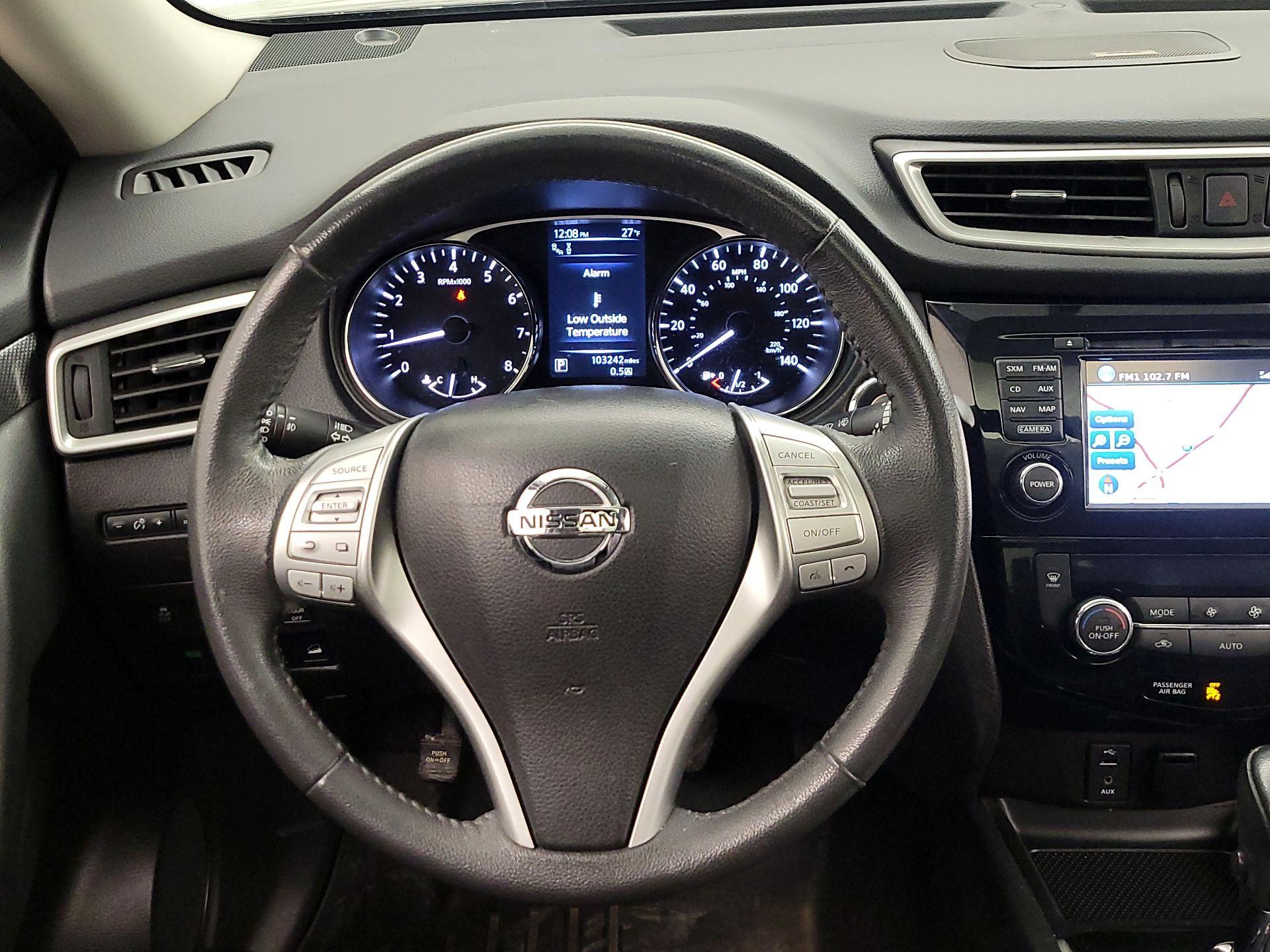 Thumbnail: 2016 Nissan Rogue - 10