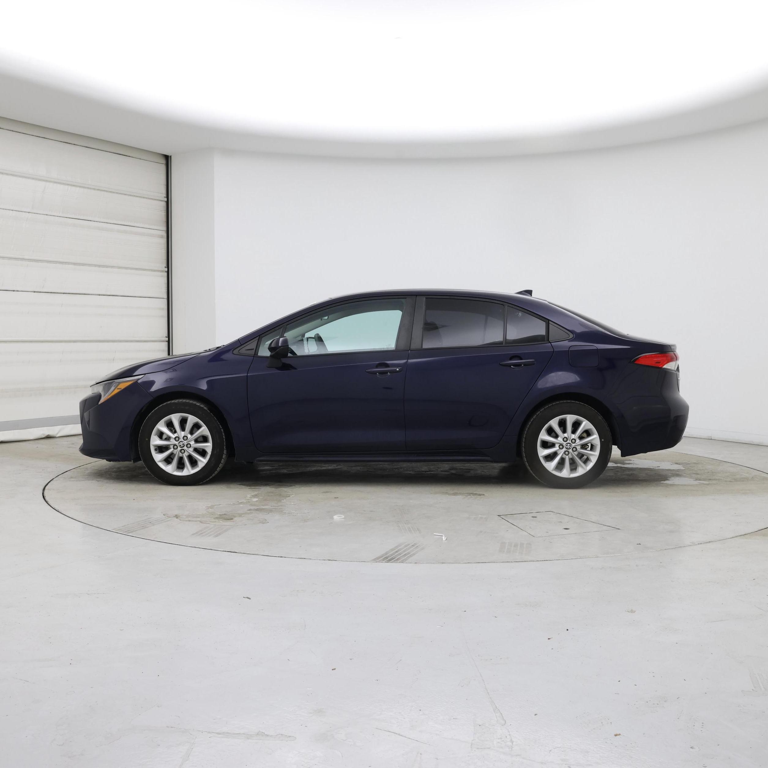 Thumbnail: 2022 Toyota Corolla - 3