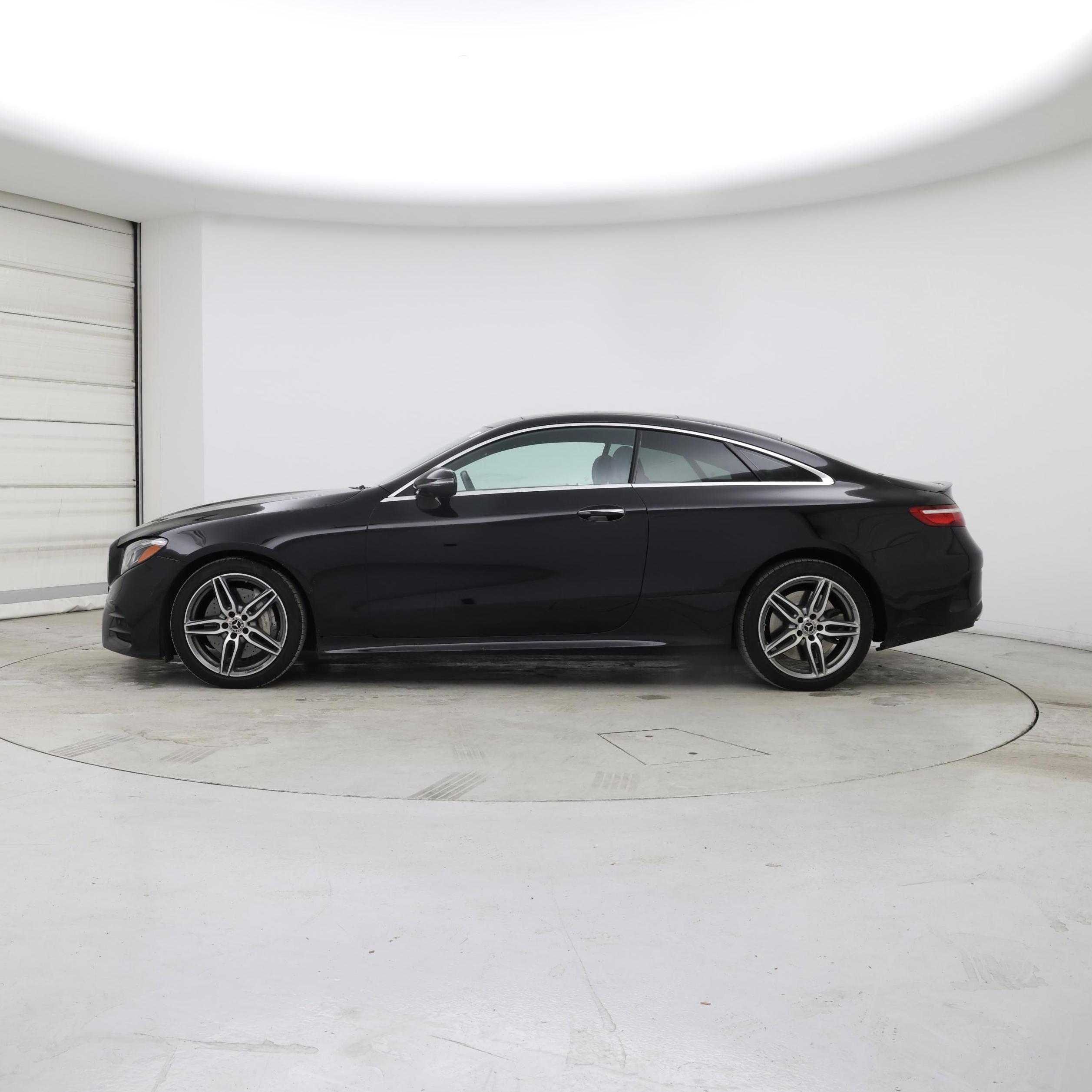 Thumbnail: 2018 Mercedes-Benz E-Class - 3