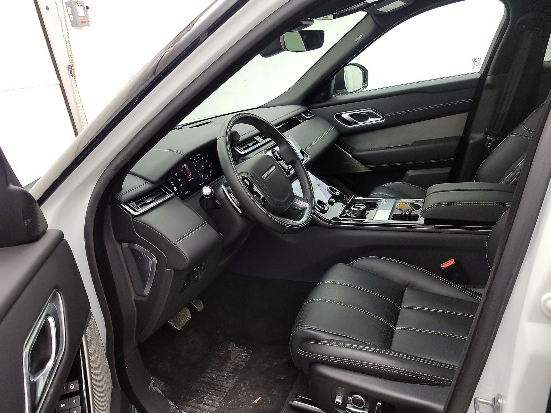 Thumbnail: 2018 Land Rover Range Rover Velar - 11