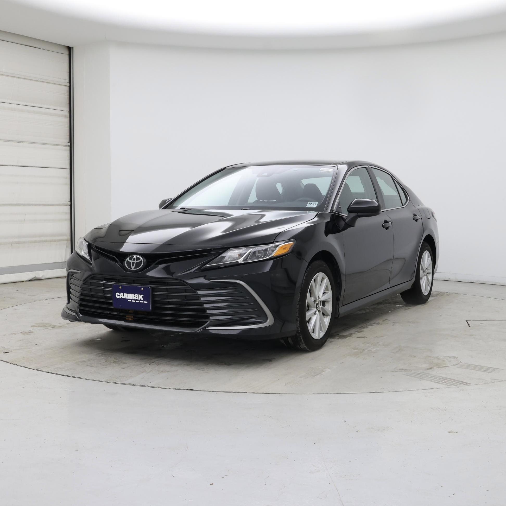 Thumbnail: 2023 Toyota Camry - 4