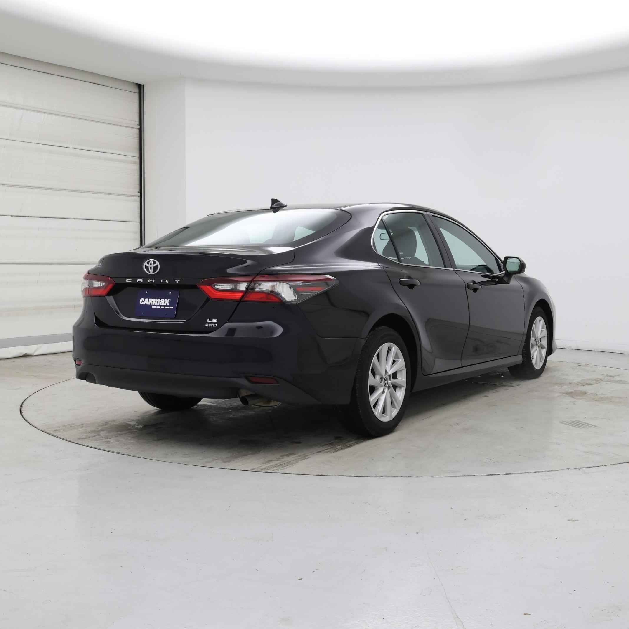 Thumbnail: 2023 Toyota Camry - 8