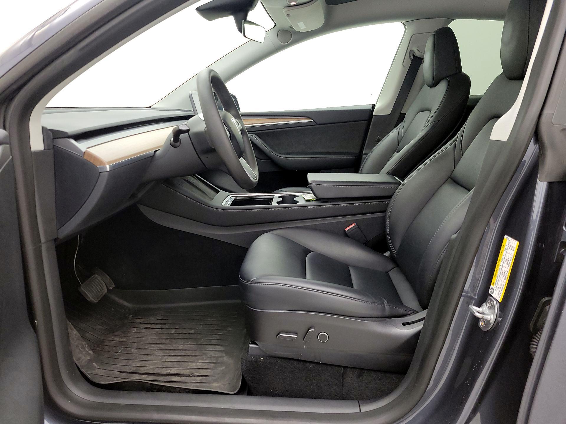 Thumbnail: 2023 Tesla Model Y - 11