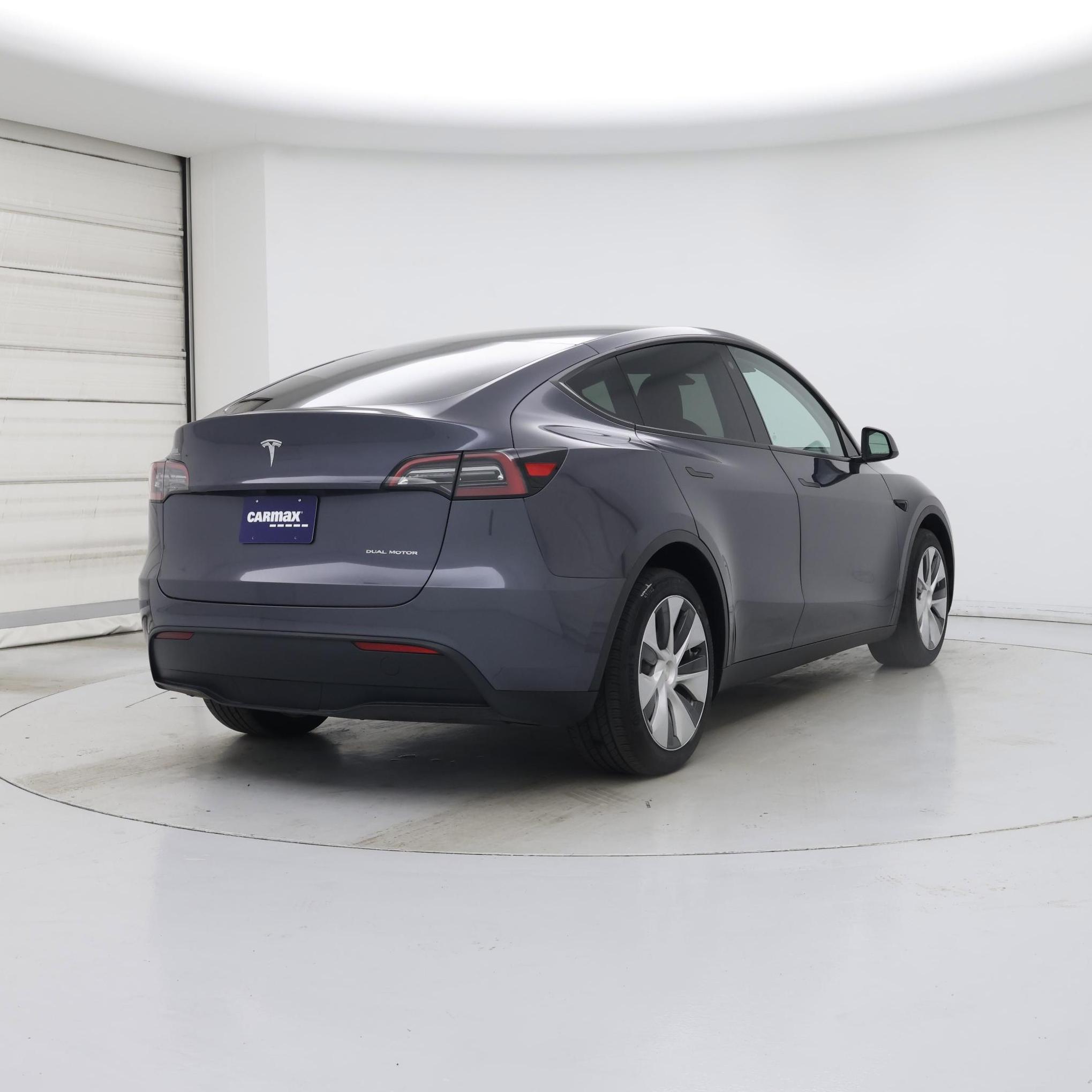 Thumbnail: 2023 Tesla Model Y - 8