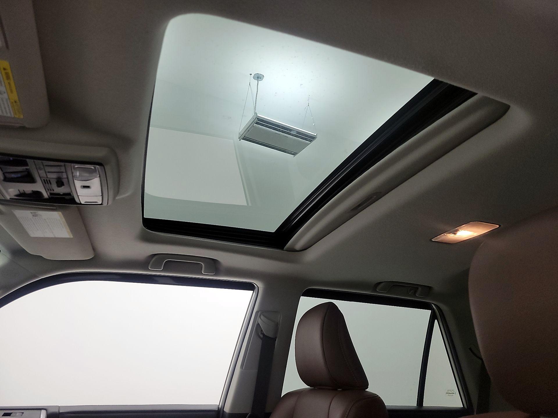 Thumbnail: 2020 Toyota 4Runner - 18