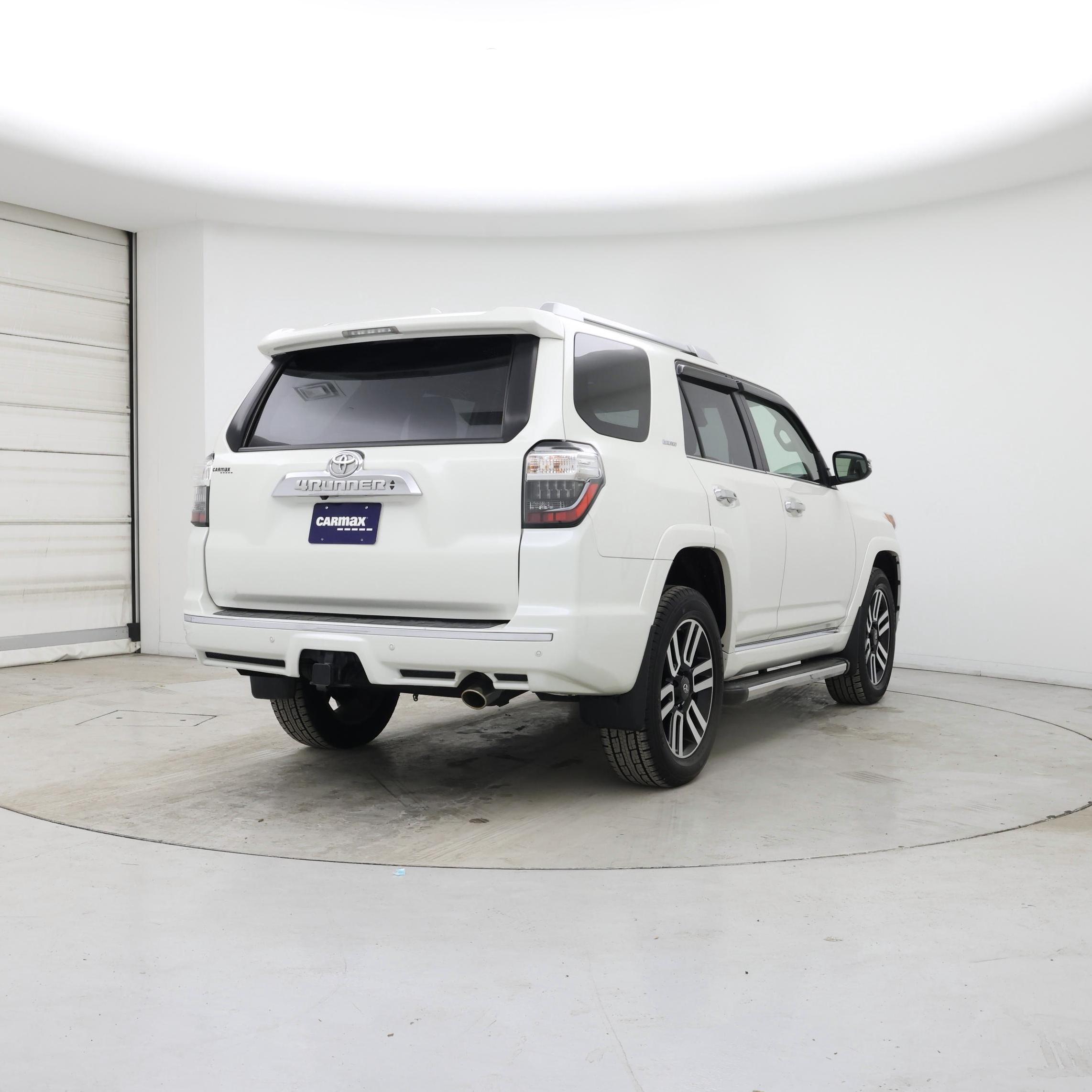 Thumbnail: 2020 Toyota 4Runner - 8