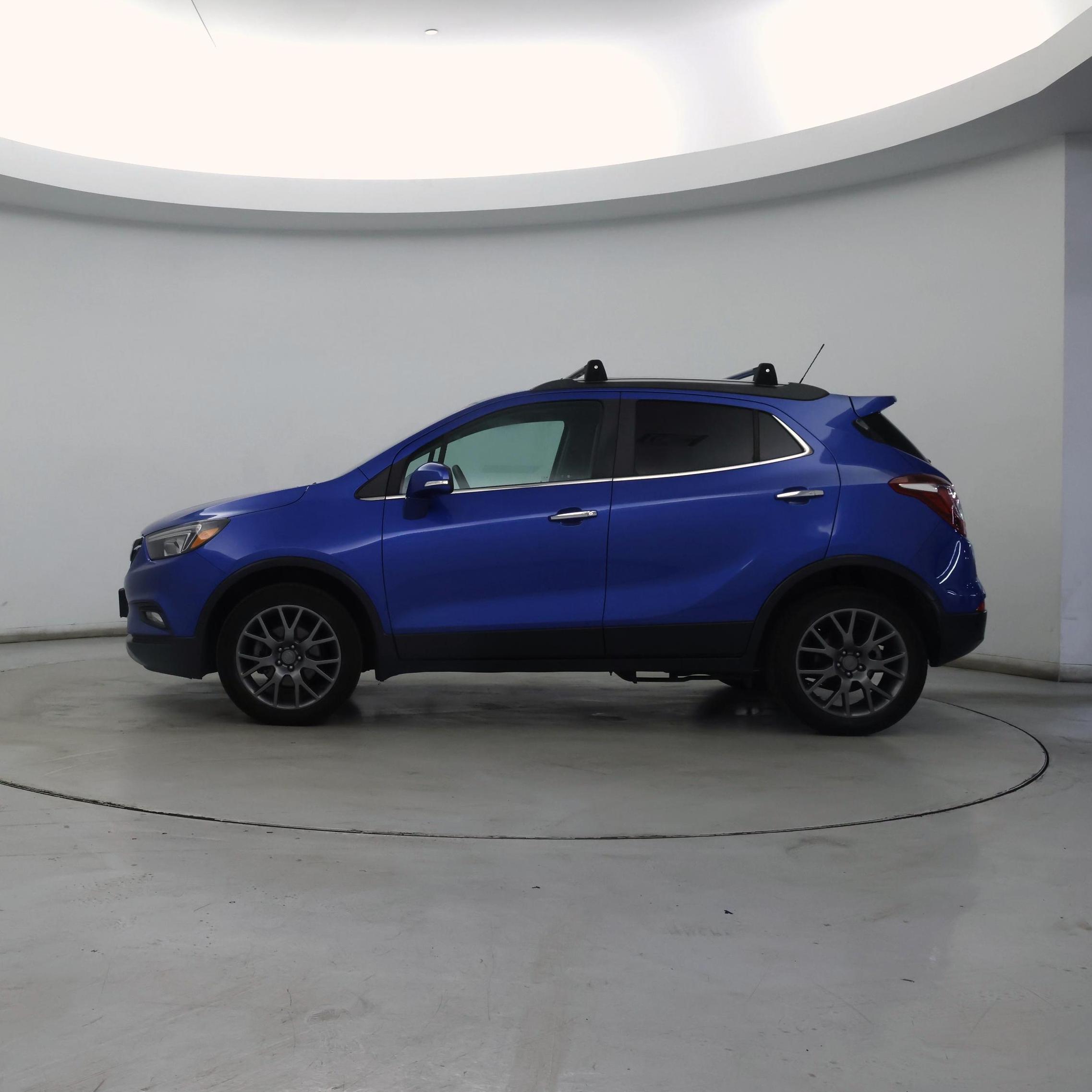 Thumbnail: 2018 Buick Encore - 3